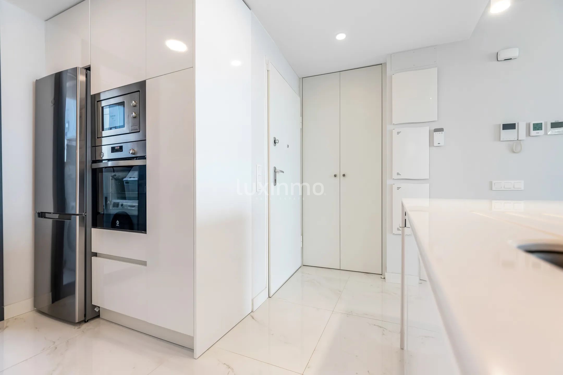 Flat for sale with spectacular sea views in Benidorm — photo 12