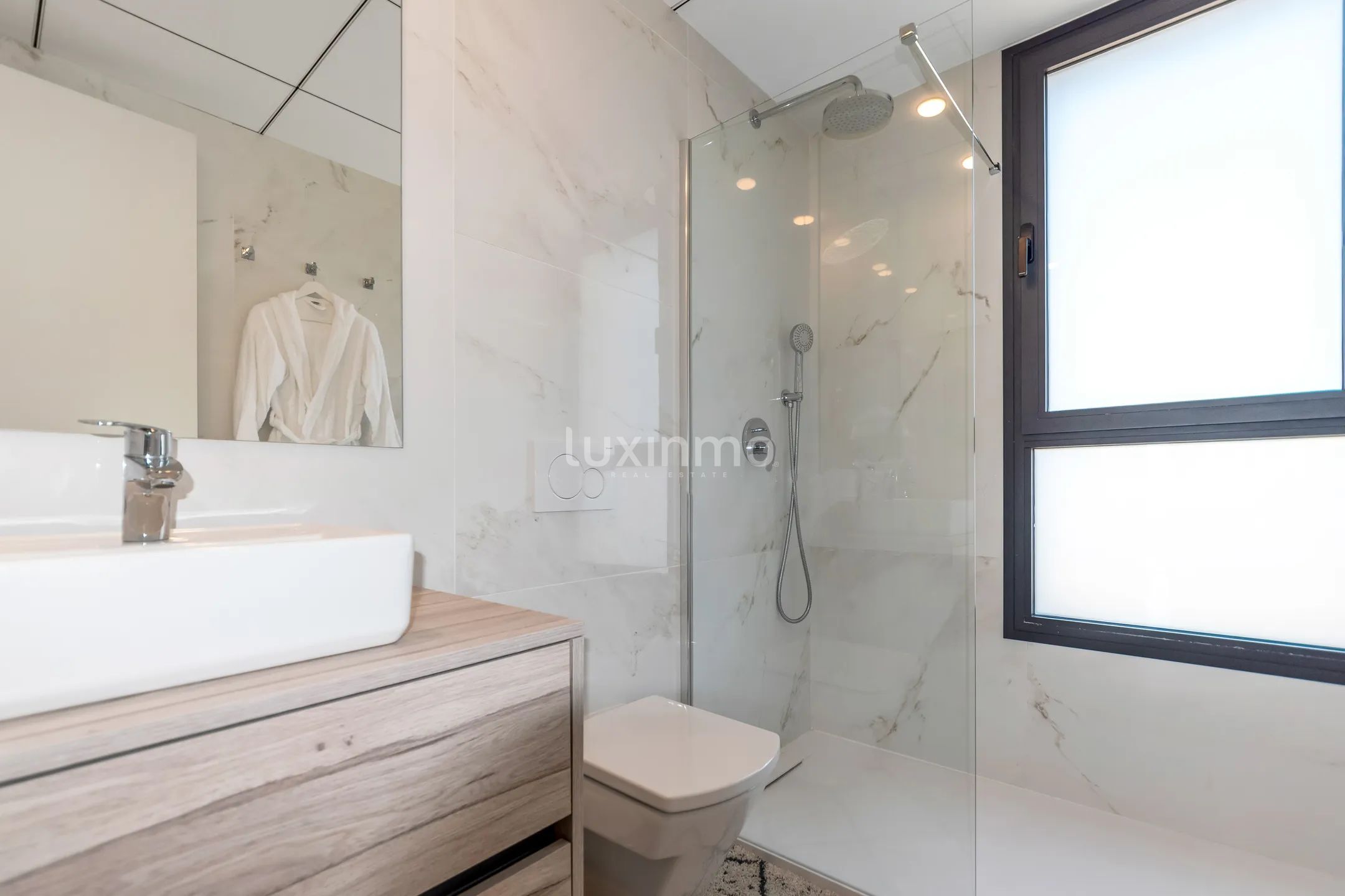 Flat for sale with spectacular sea views in Benidorm — photo 21