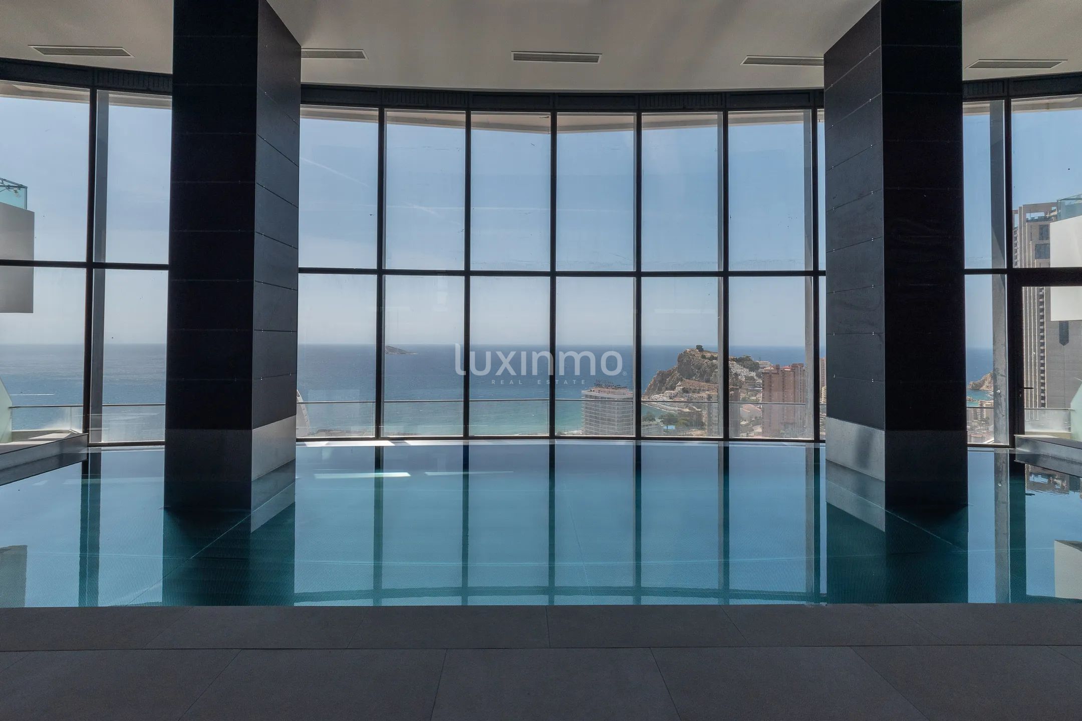 Flat for sale with spectacular sea views in Benidorm — photo 33