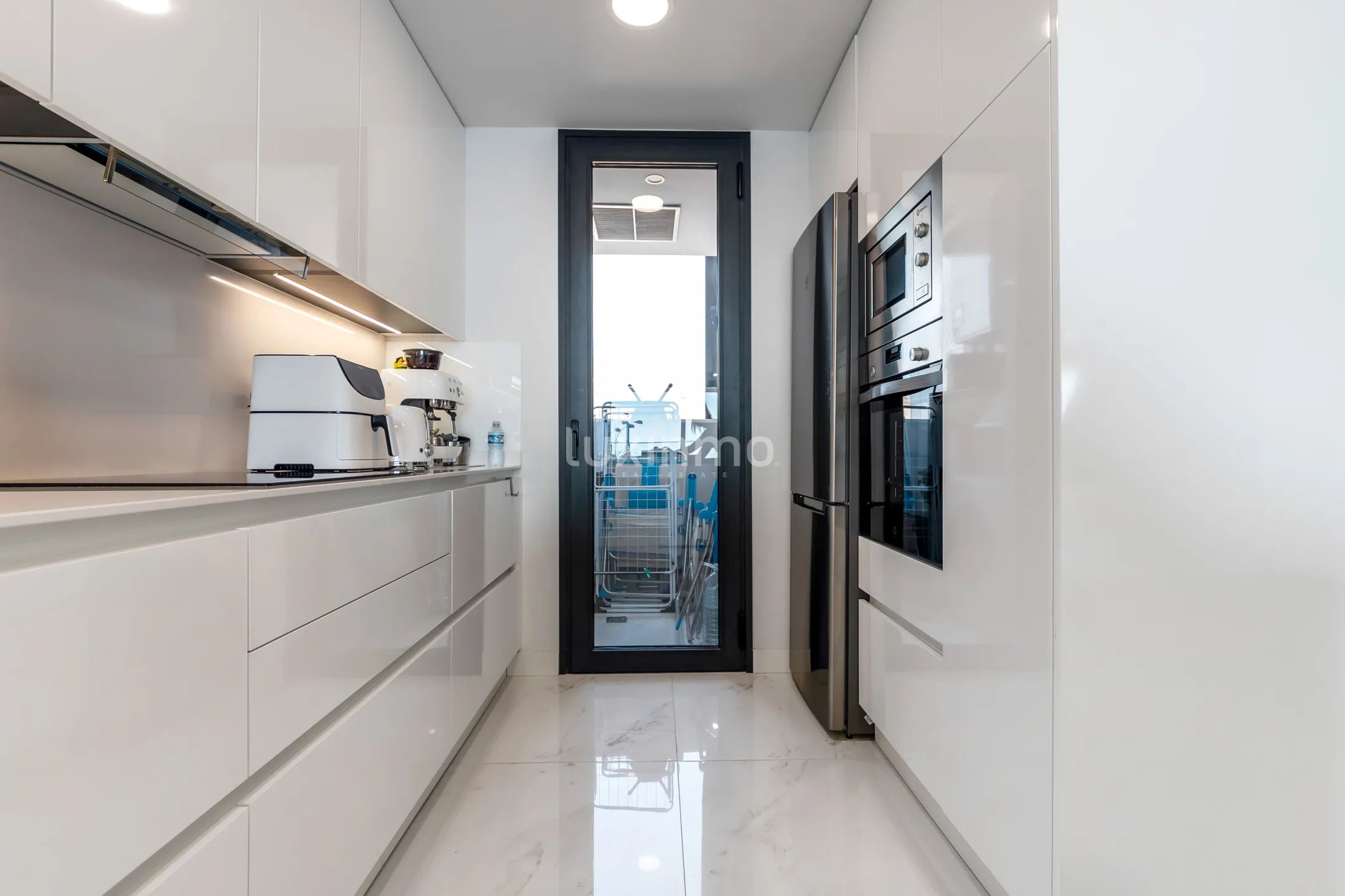 Flat for sale with spectacular sea views in Benidorm — photo 13