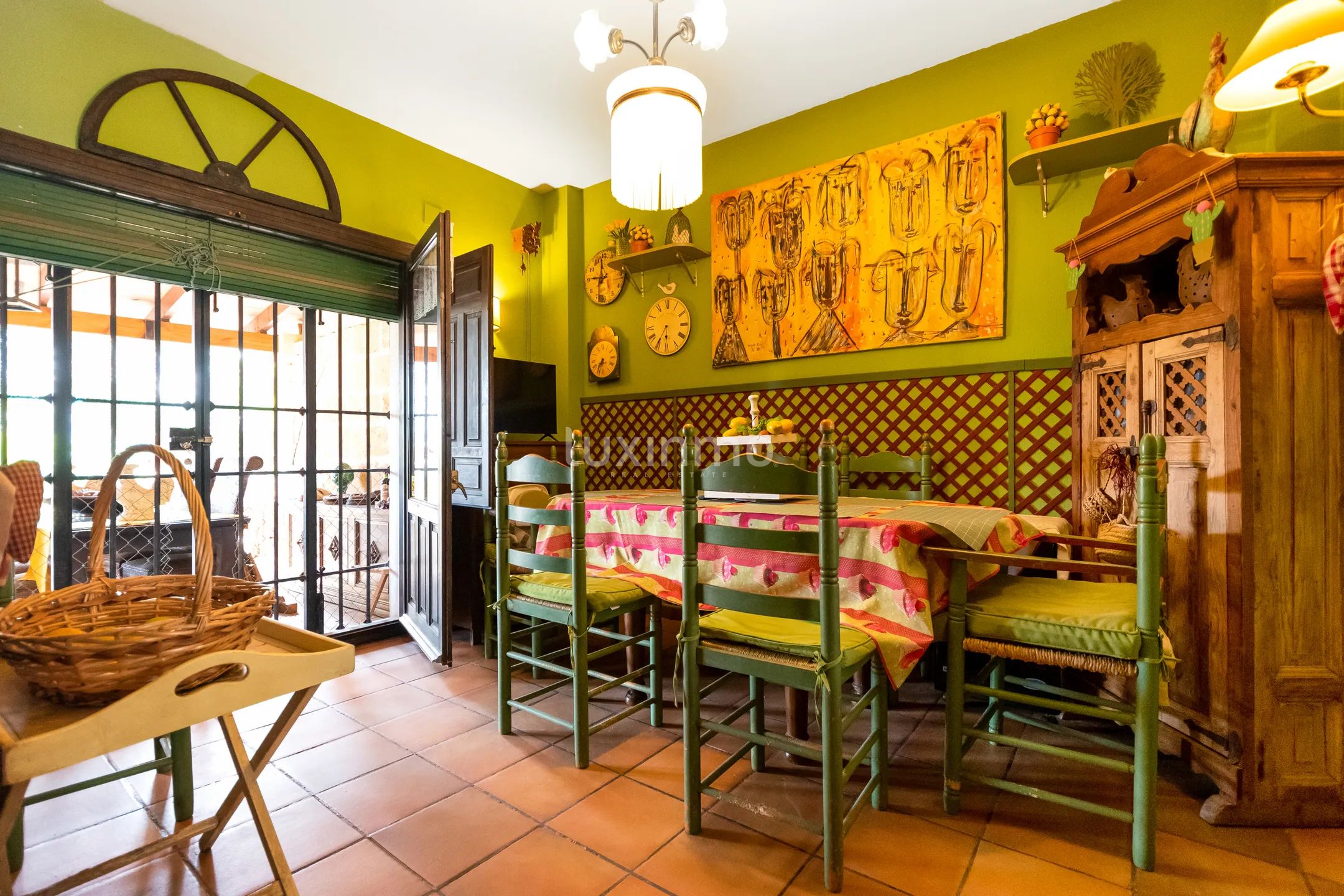 Detached Villa With Pool and Privacy — photo 20