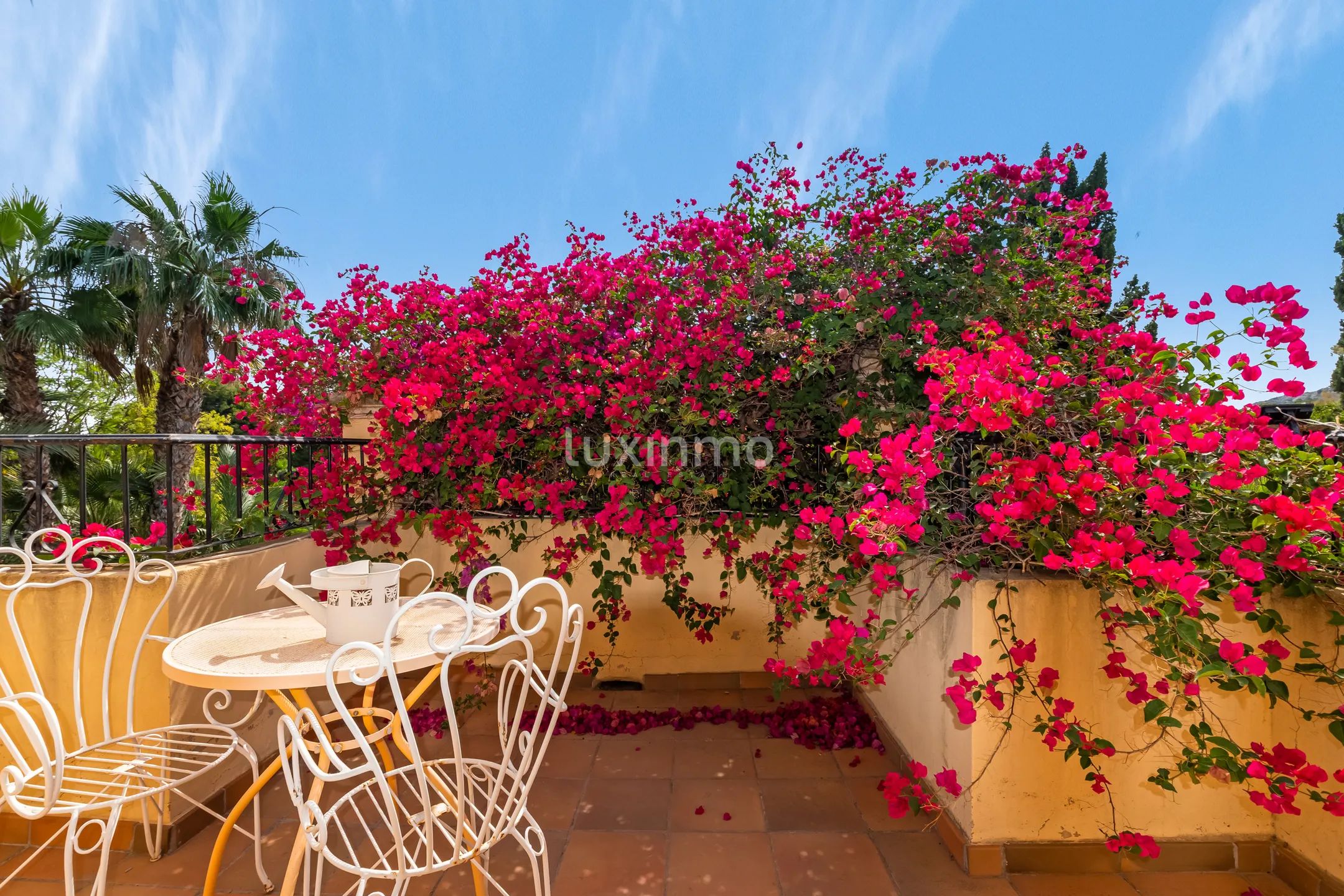 Detached Villa With Pool and Privacy — photo 31