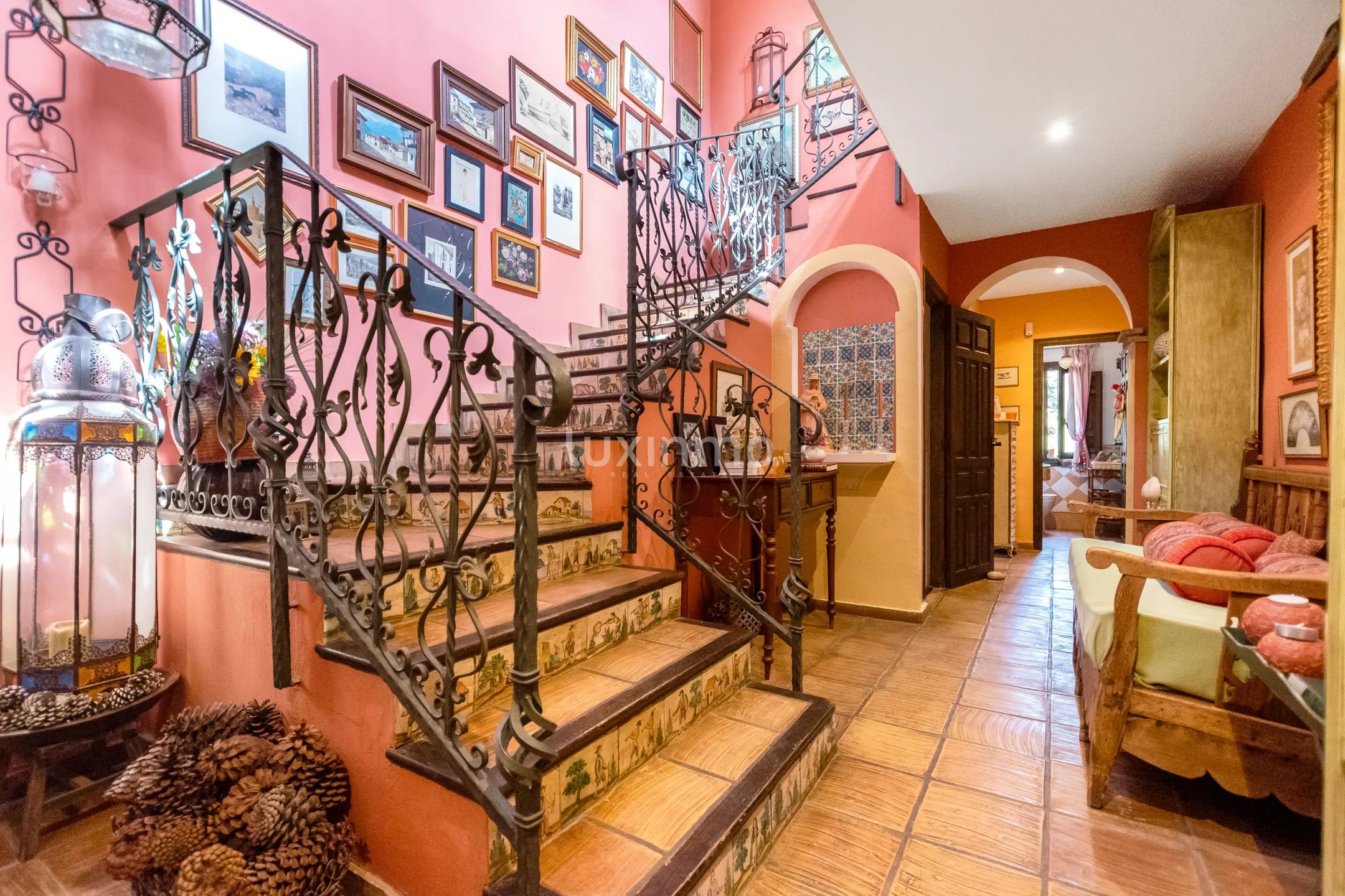 Detached Villa With Pool and Privacy — photo 11