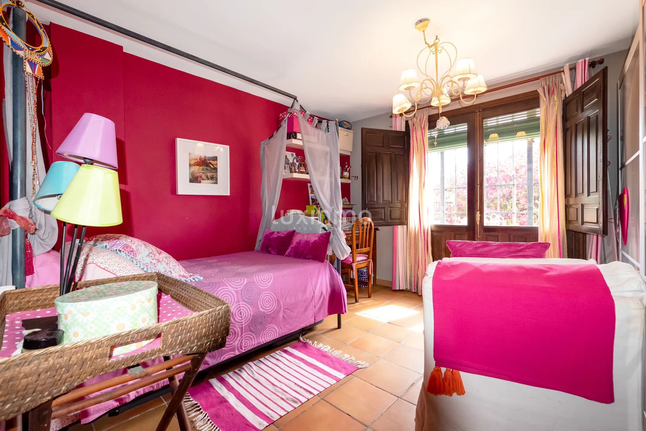 Detached Villa With Pool and Privacy — photo 30