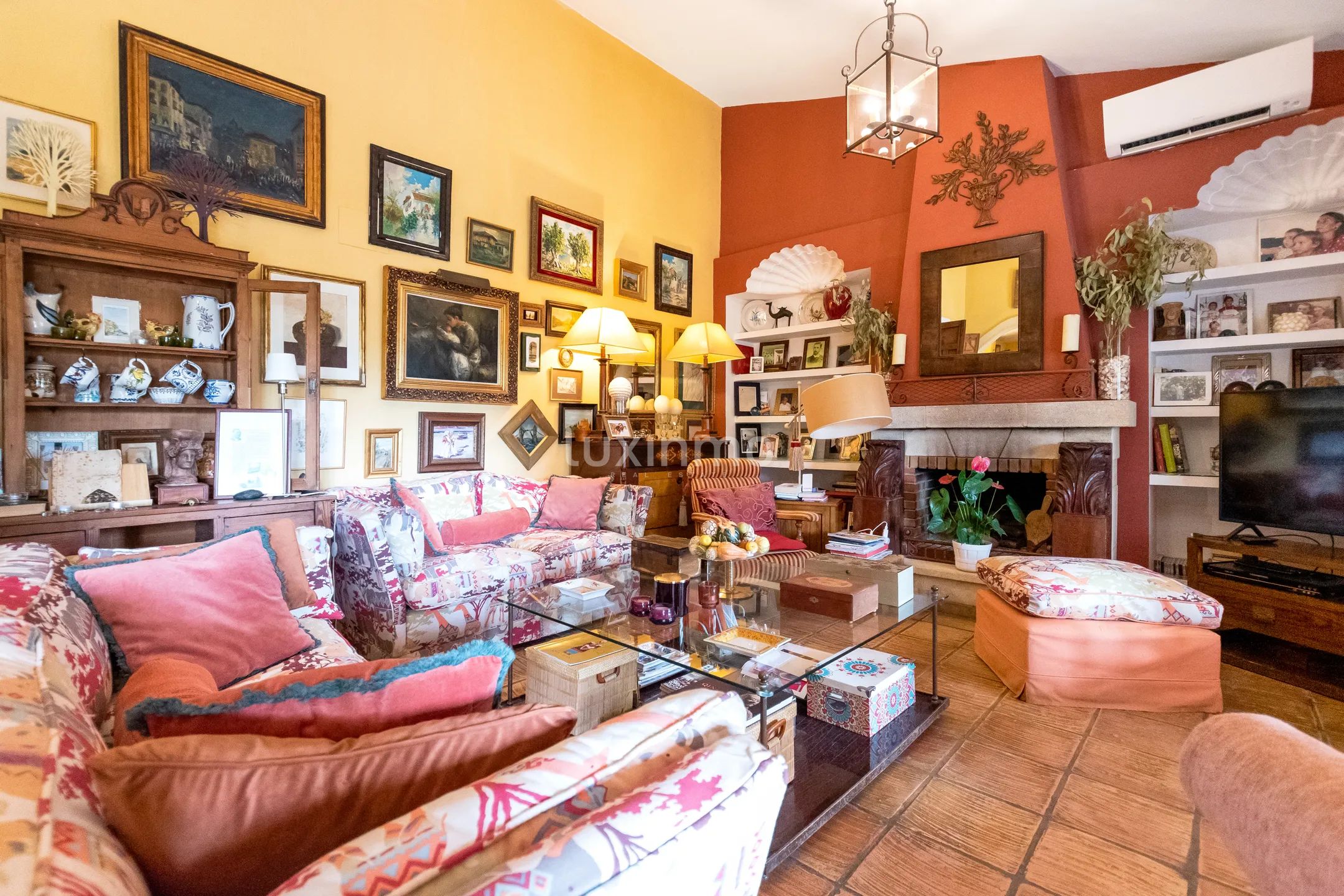 Detached Villa With Pool and Privacy — photo 14