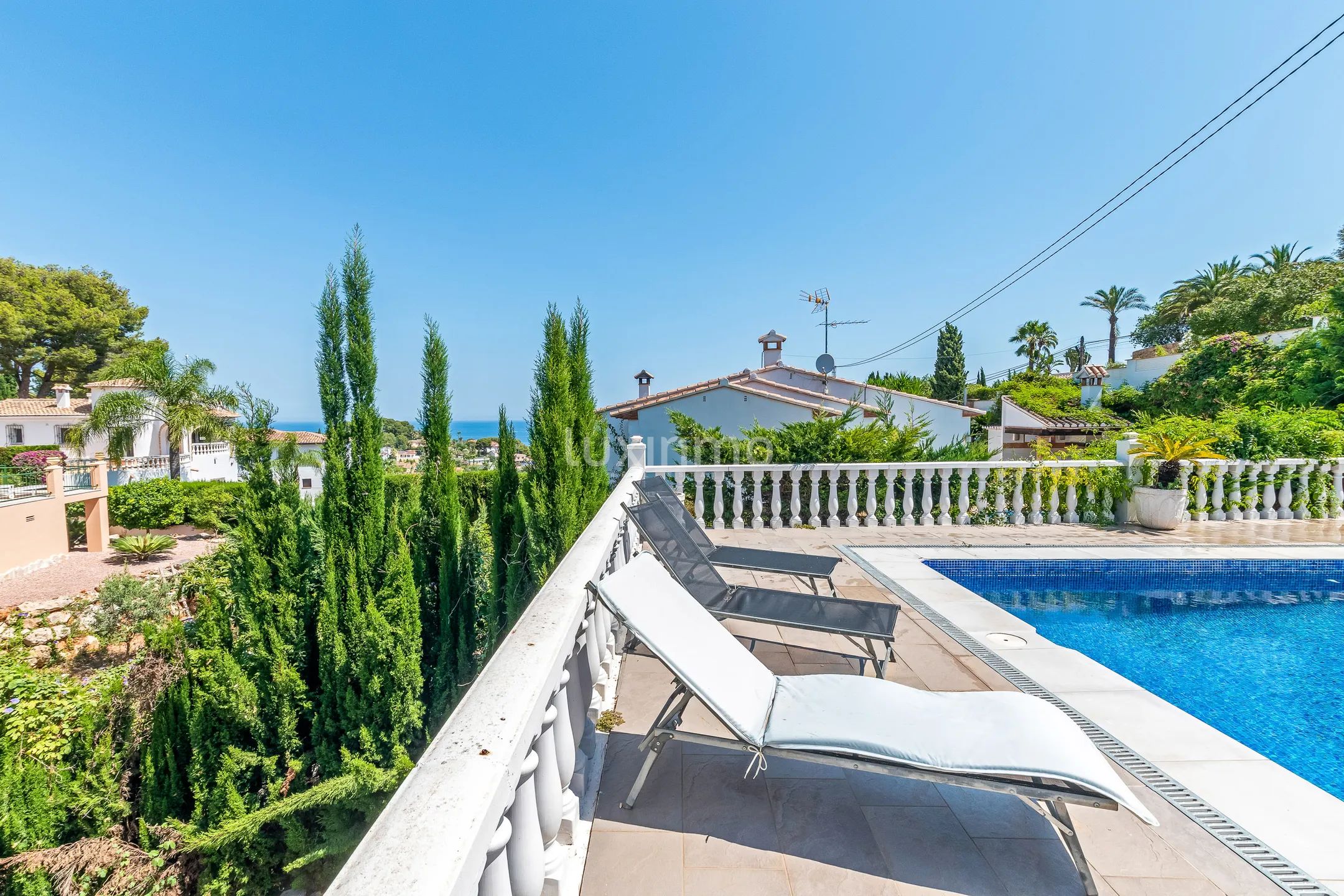 Charming Mediterranean  Detached House With Sea View — photo 19