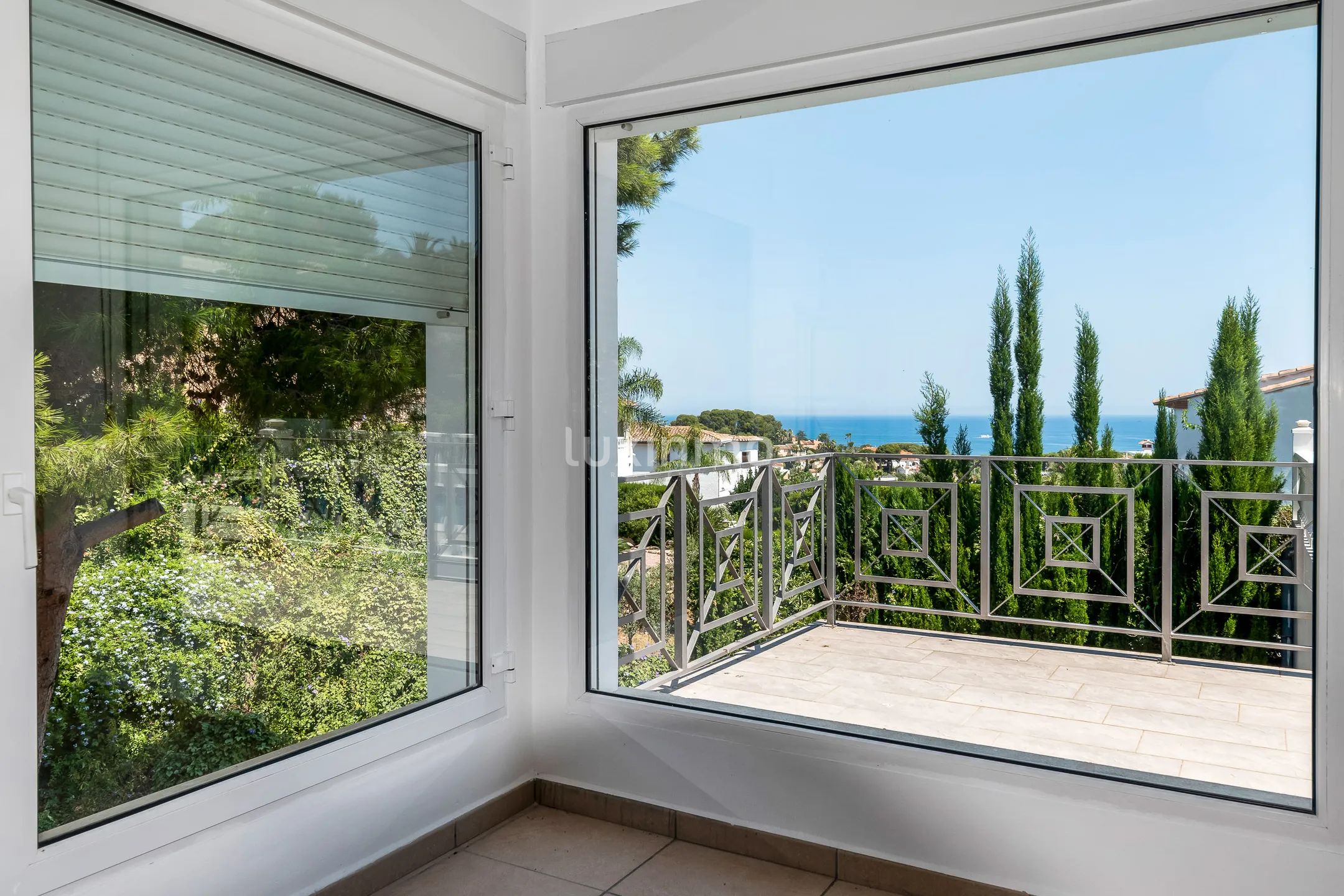 Charming Mediterranean Detached House With Sea View — photo 5
