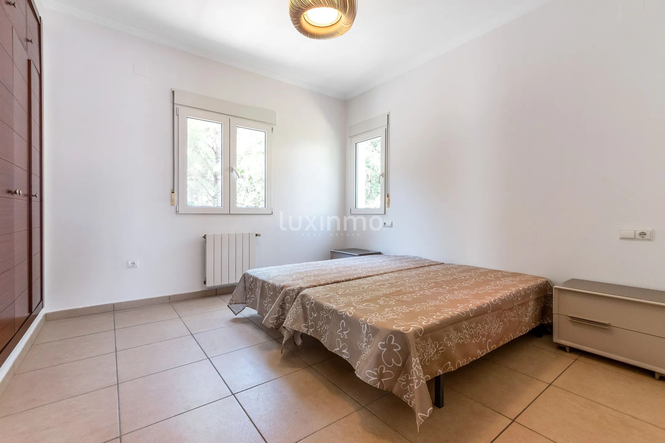 Charming Mediterranean  Detached House With Sea View — photo 16