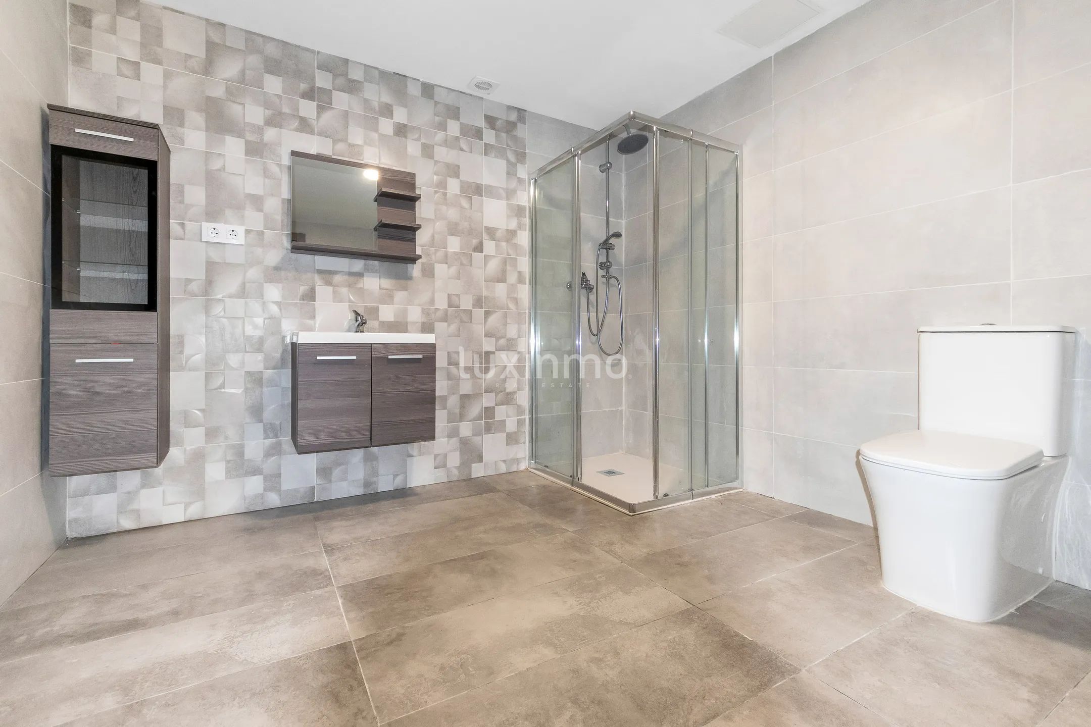 Charming Mediterranean  Detached House With Sea View — photo 29