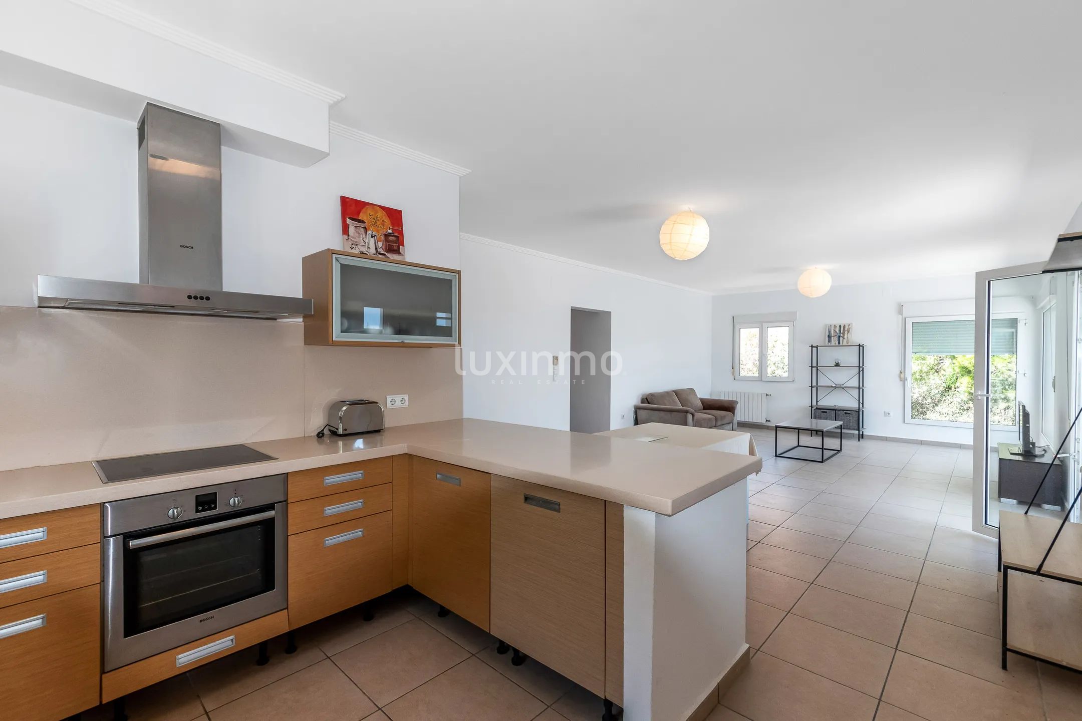 Charming Mediterranean  Detached House With Sea View — photo 9