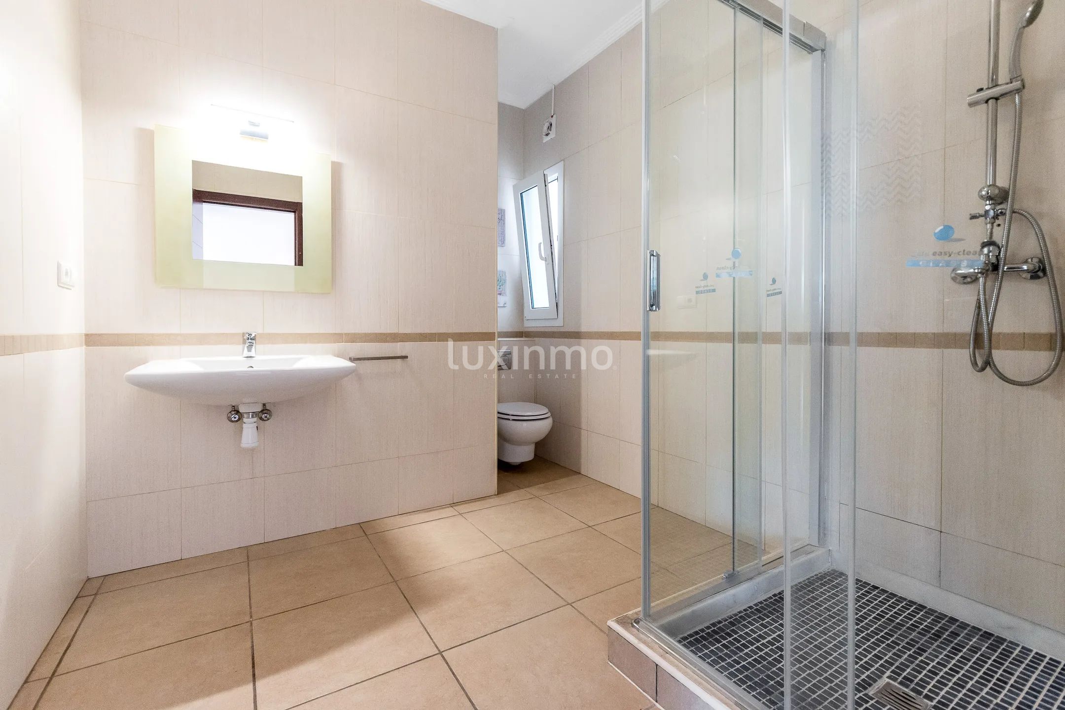 Charming Mediterranean  Detached House With Sea View — photo 10