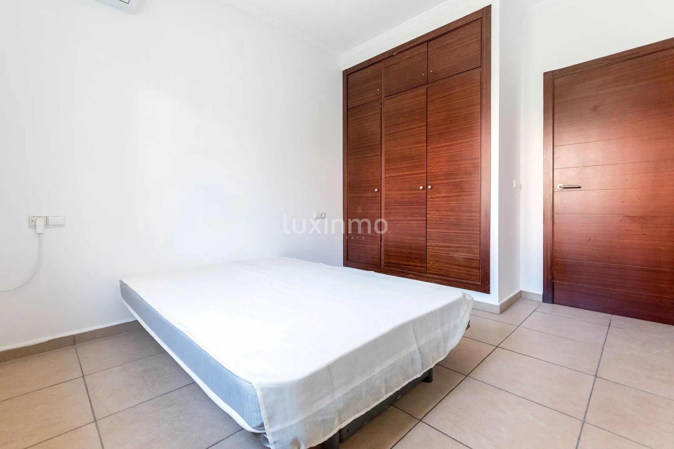 Charming Mediterranean Detached House With Sea View — photo 13