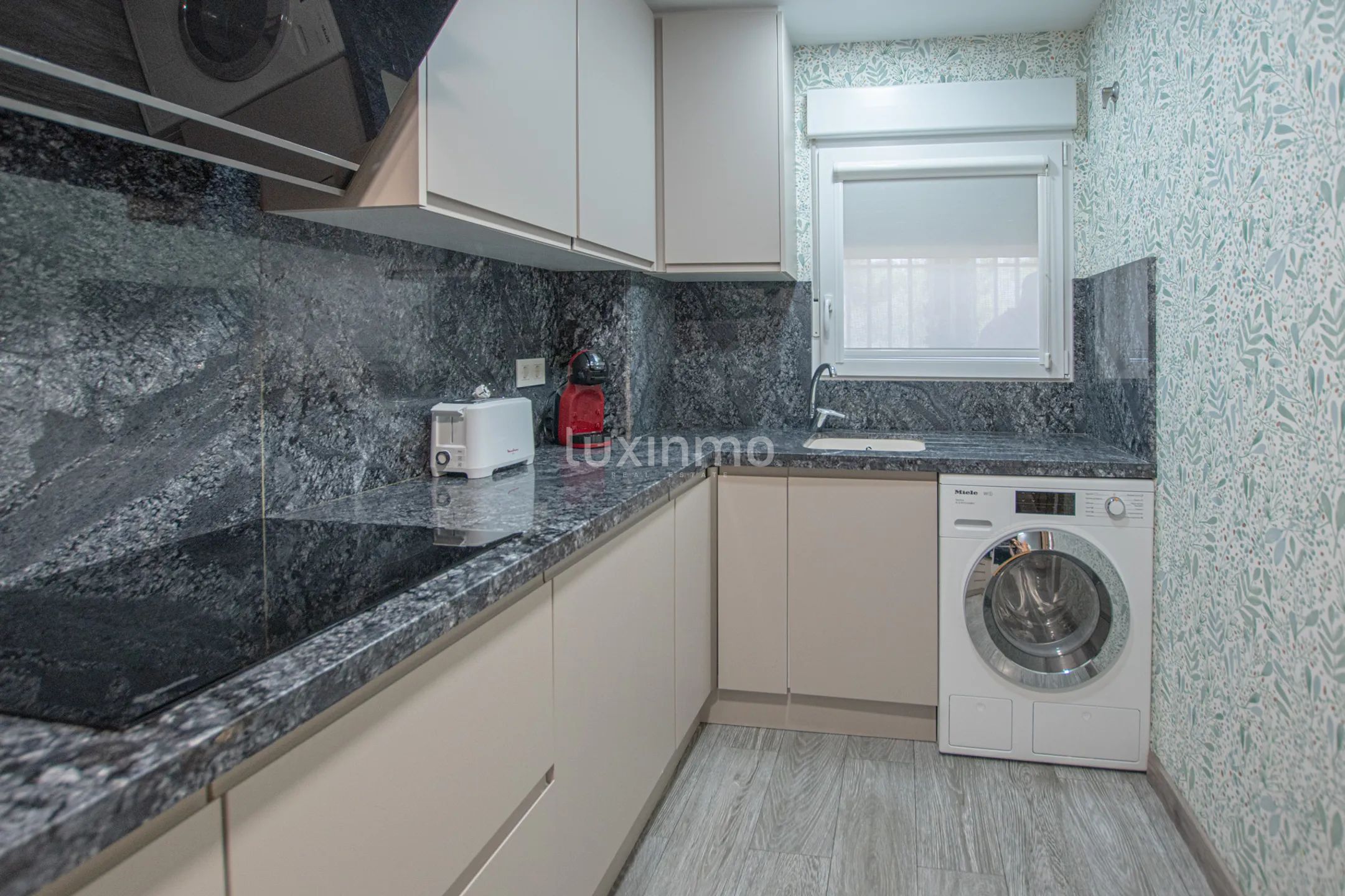 Całkowicie odnowione mieszkanie z panoramicznym widokiem do wynajęcia w Calpe — photo 8