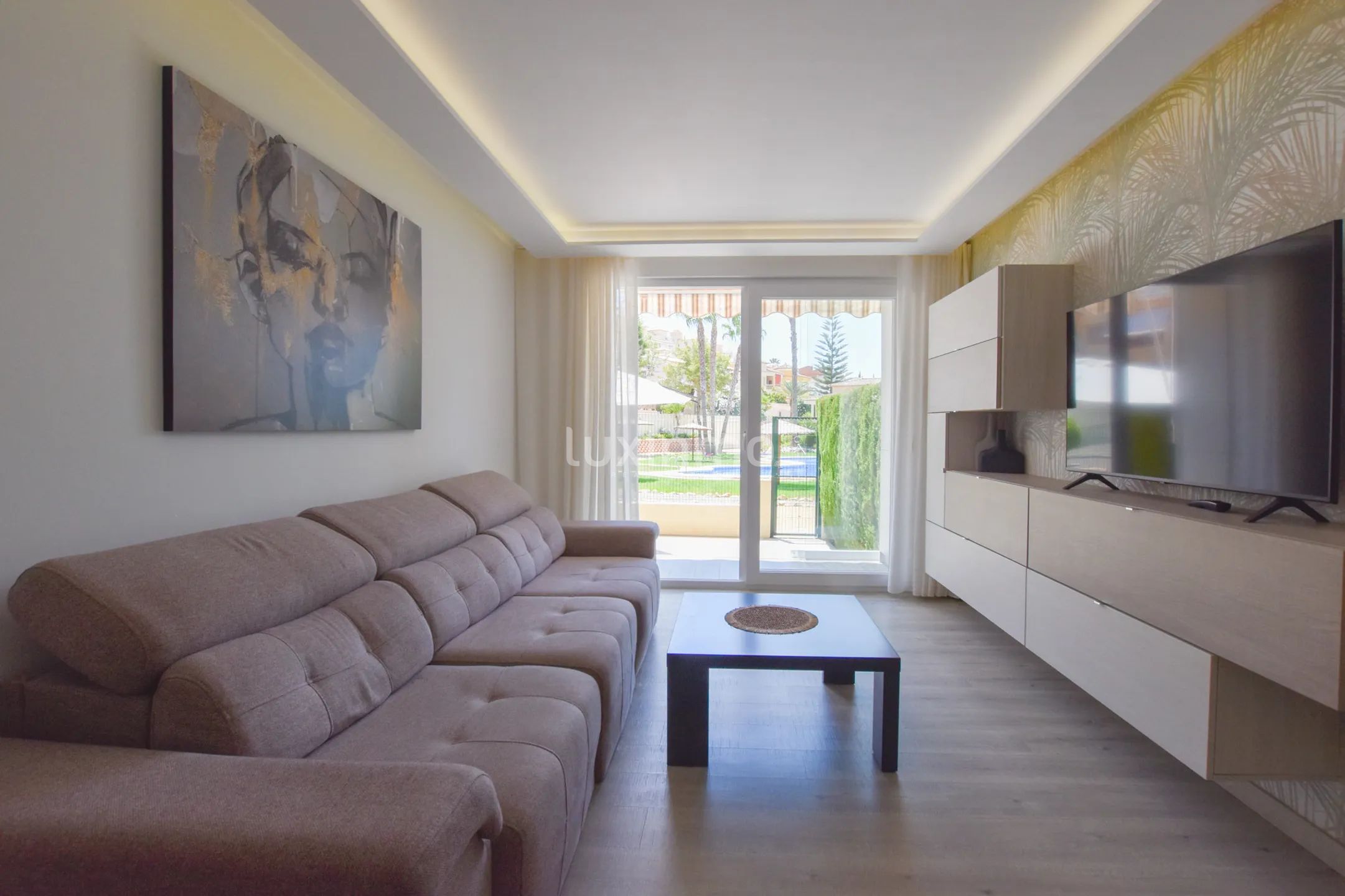Całkowicie odnowione mieszkanie z panoramicznym widokiem do wynajęcia w Calpe — photo 7