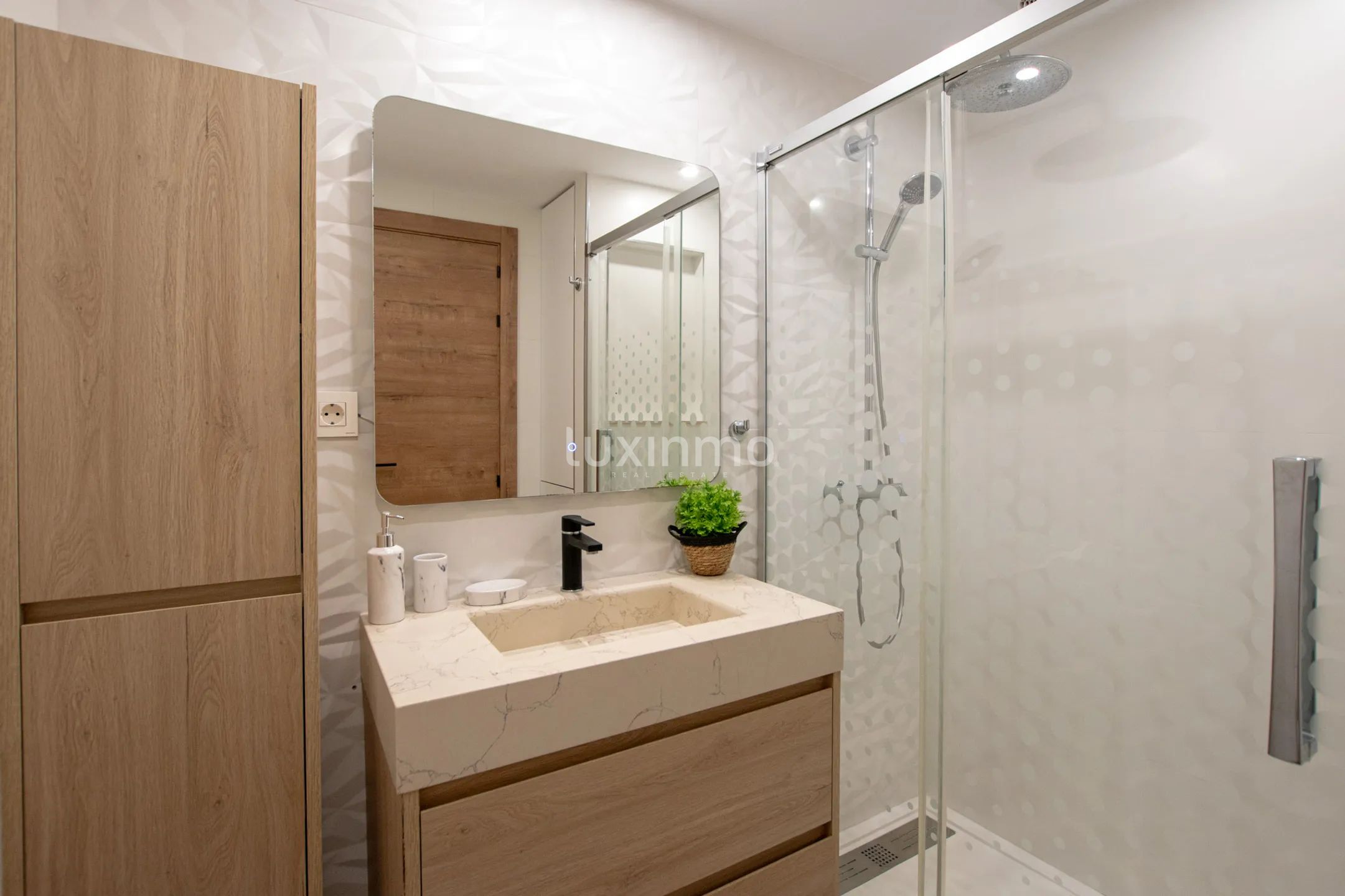 Komplett renovierte Wohnung mit Panoramablick zur Miete in Calpe — photo 15