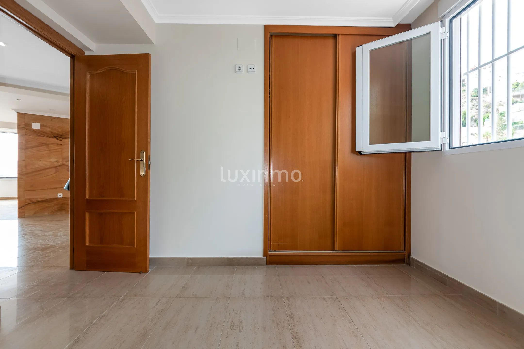 Wohnung zur Miete mit spektakulärem Meerblick in Benidorm — photo 15