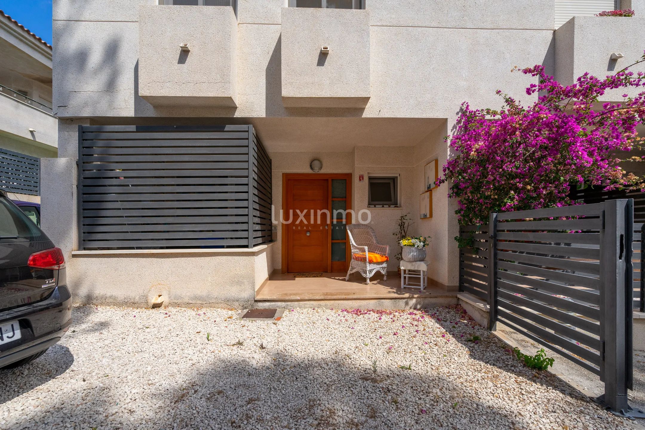 Charming Semi-Detached 4-Bedroom in Teulada — photo 3