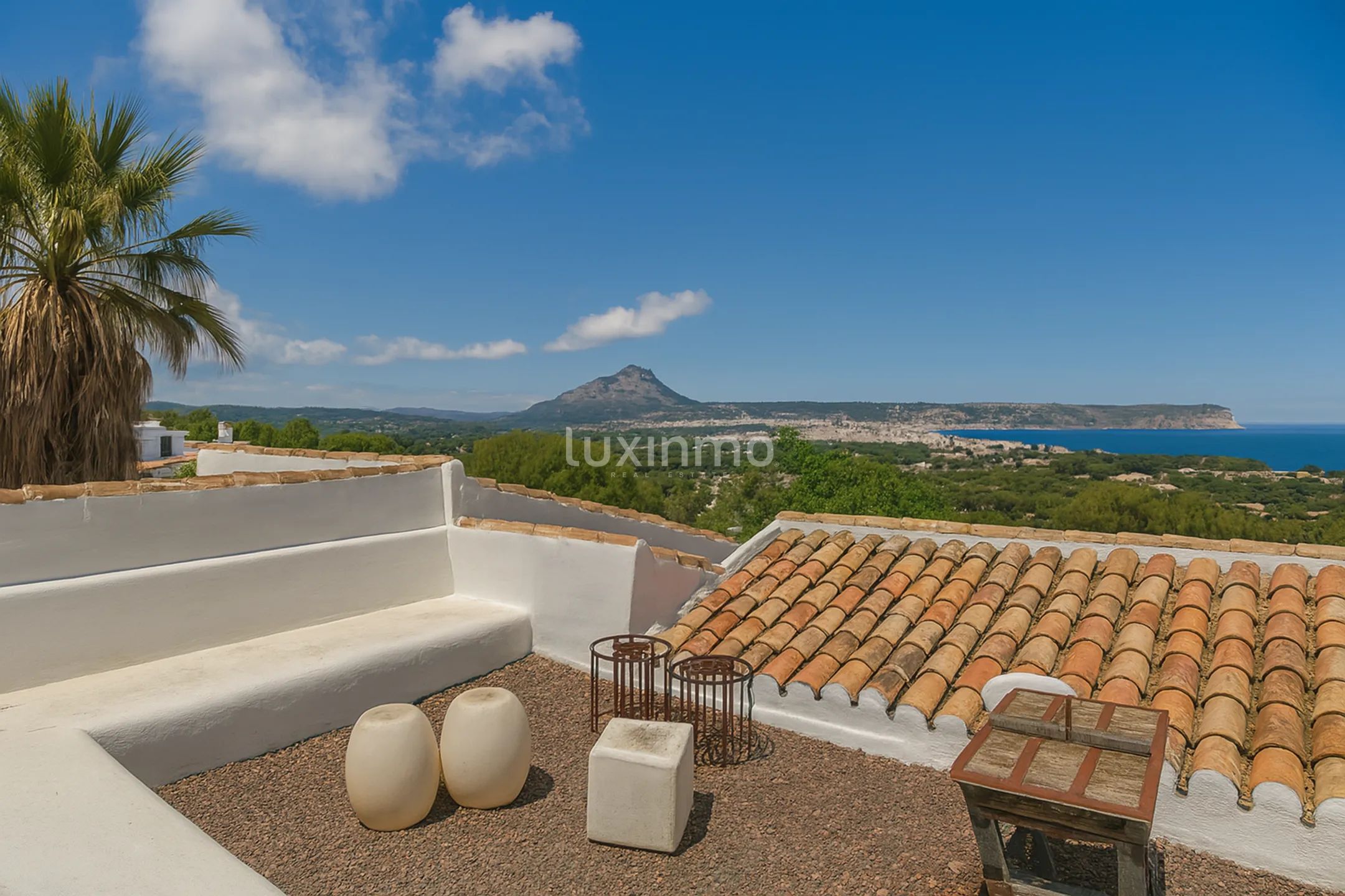 Villa im mediterranen Stil mit Panoramablick auf das Meer und den Montgó — photo 24