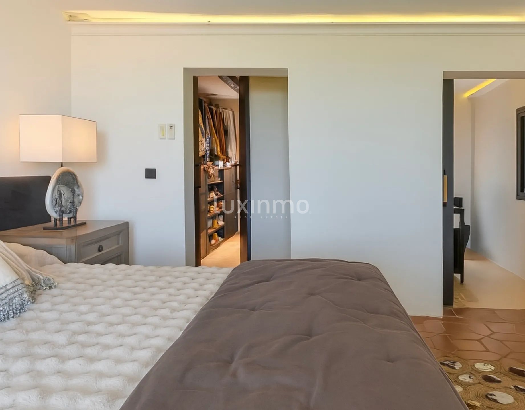 Villa im mediterranen Stil mit Panoramablick auf das Meer und den Montgó — photo 10