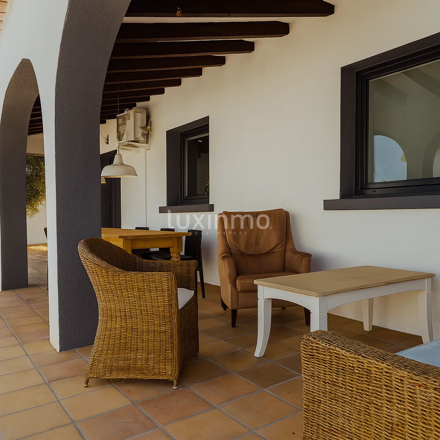 5 bedroom villa only 10 minutes walk from the town centre — photo 14