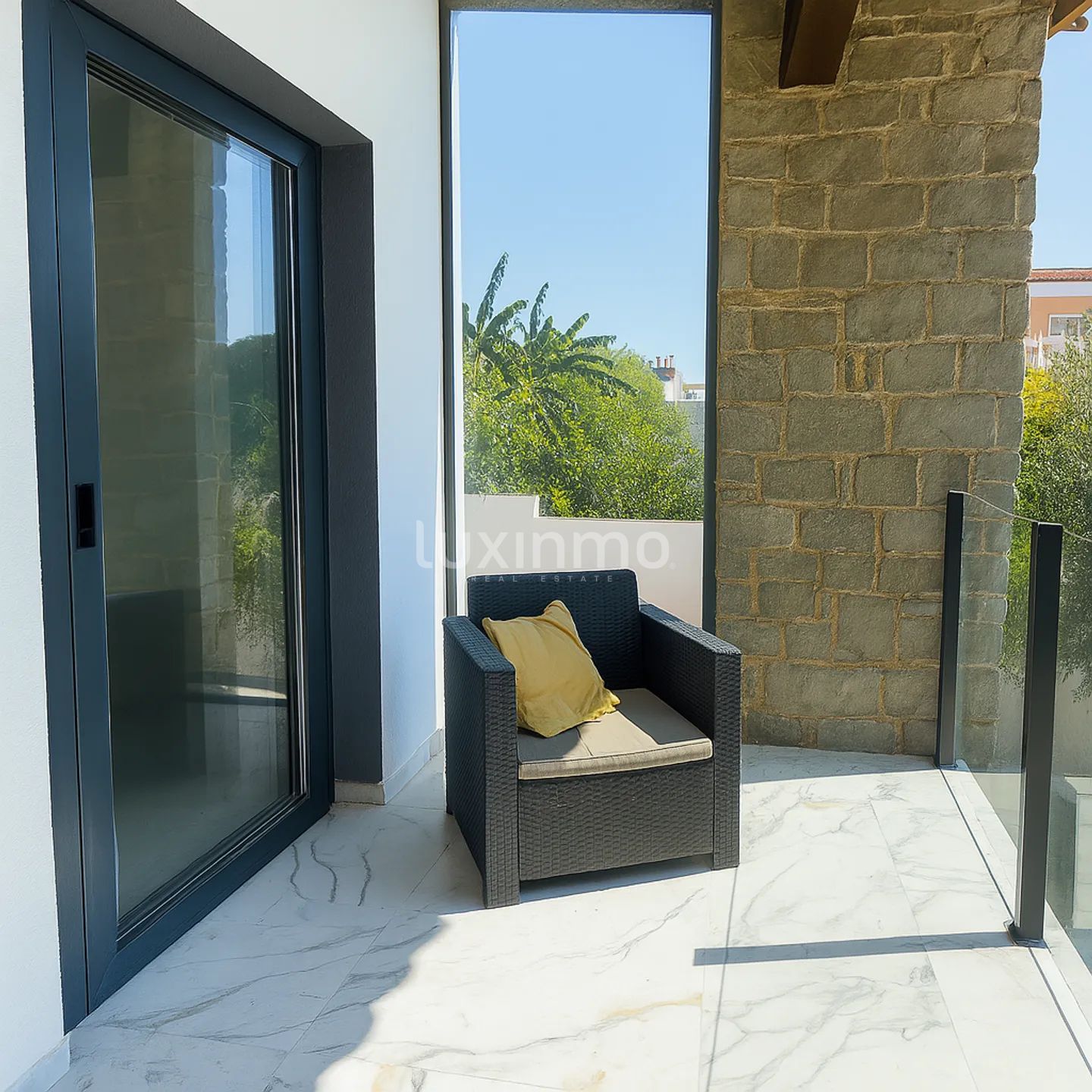 5 bedroom villa only 10 minutes walk from the town centre — photo 13