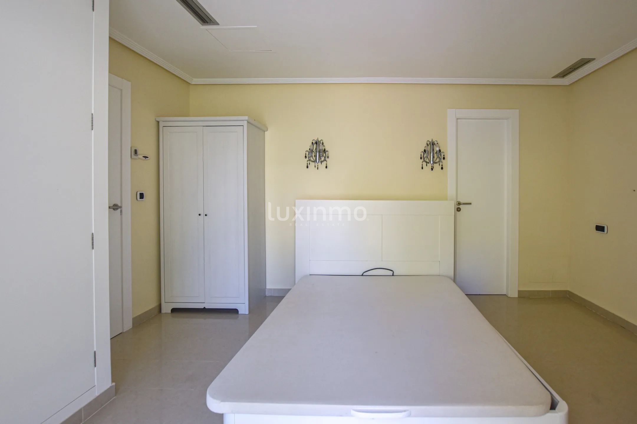 Spacieuse maison de ville avec vue sur la mer à vendre à Mascarat Altea — photo 25