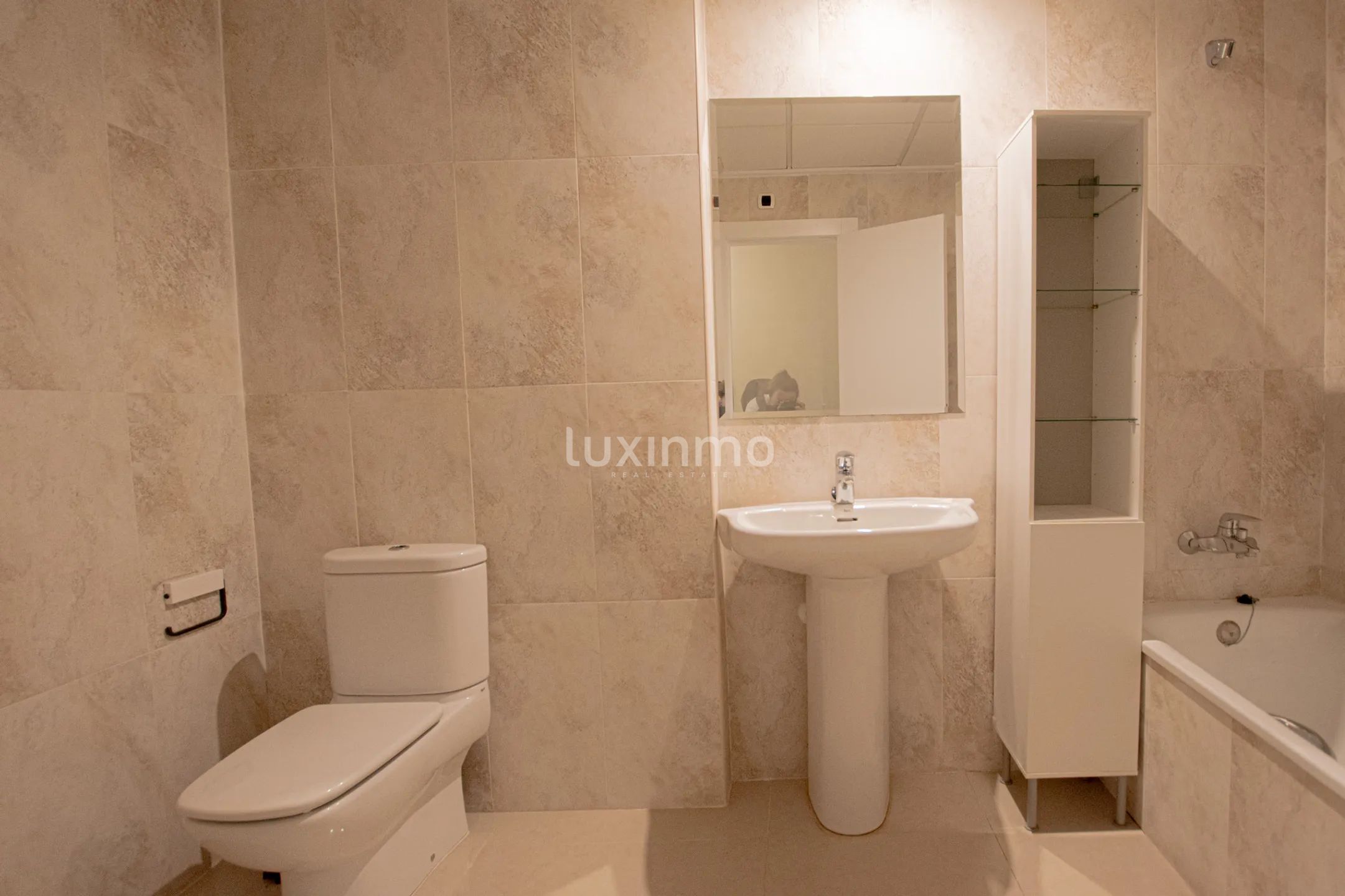 Просторный таунхаус с видом на море на продажу в Маскарате Альтеа — photo 41