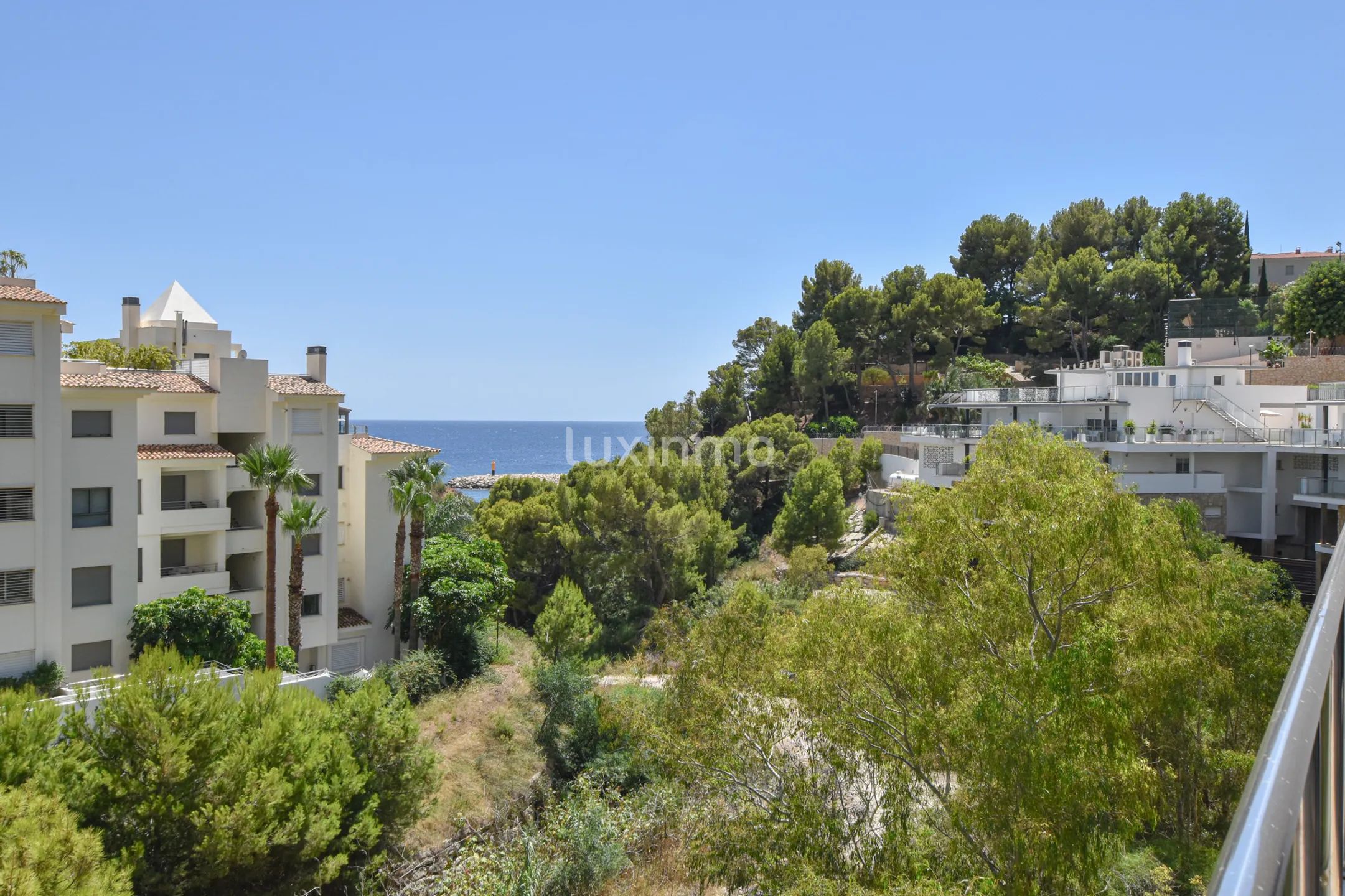 Spacieuse maison de ville avec vue sur la mer à vendre à Mascarat Altea — photo 1