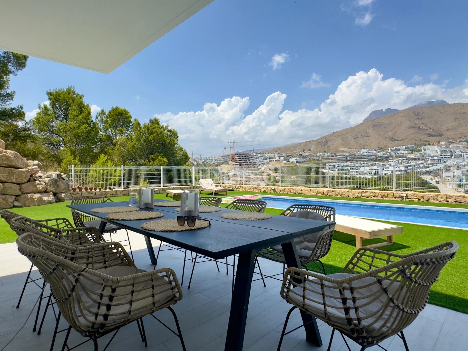 Semi-Detached House with Private Pool