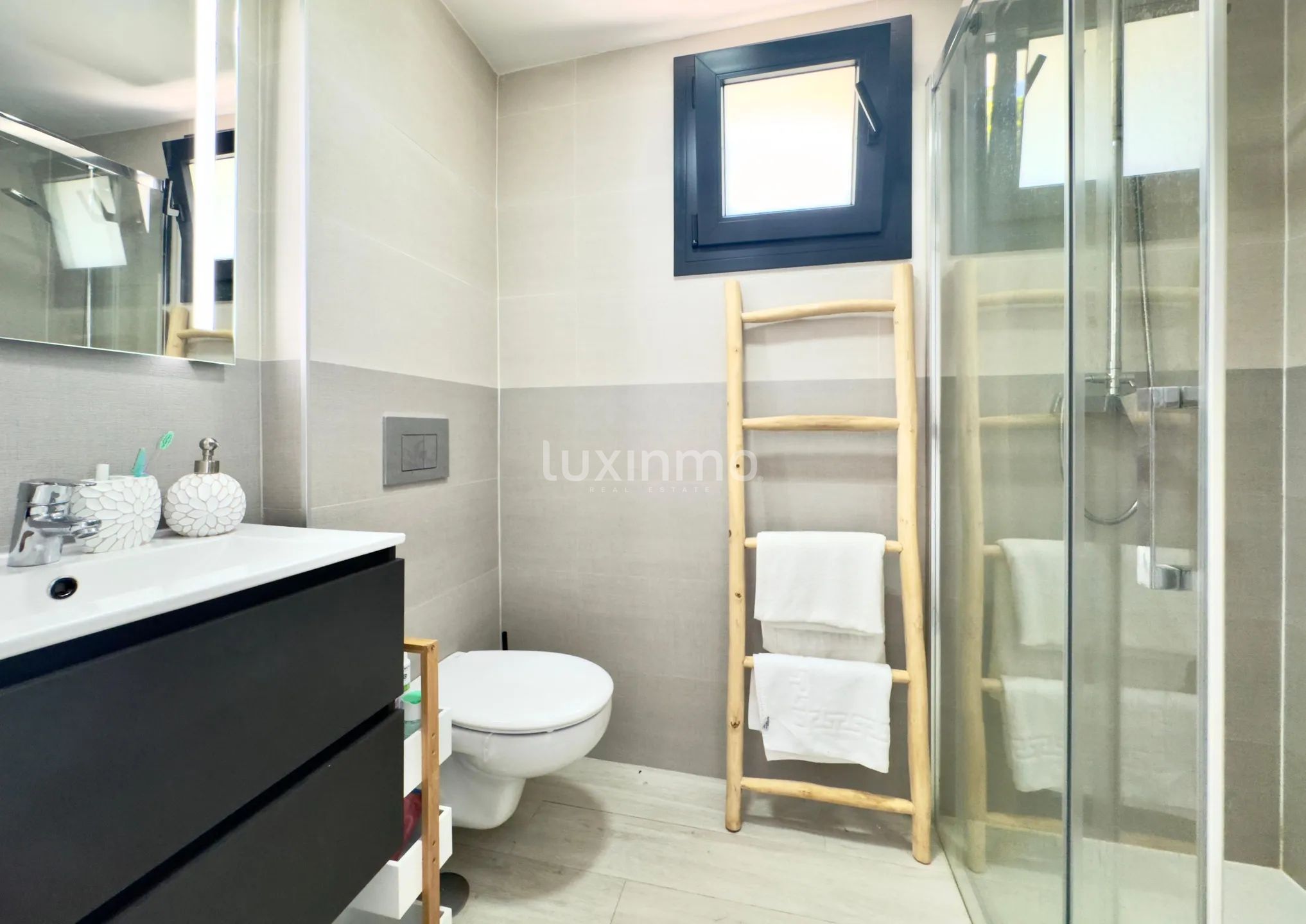 Semi-Detached House with Private Pool — photo 15