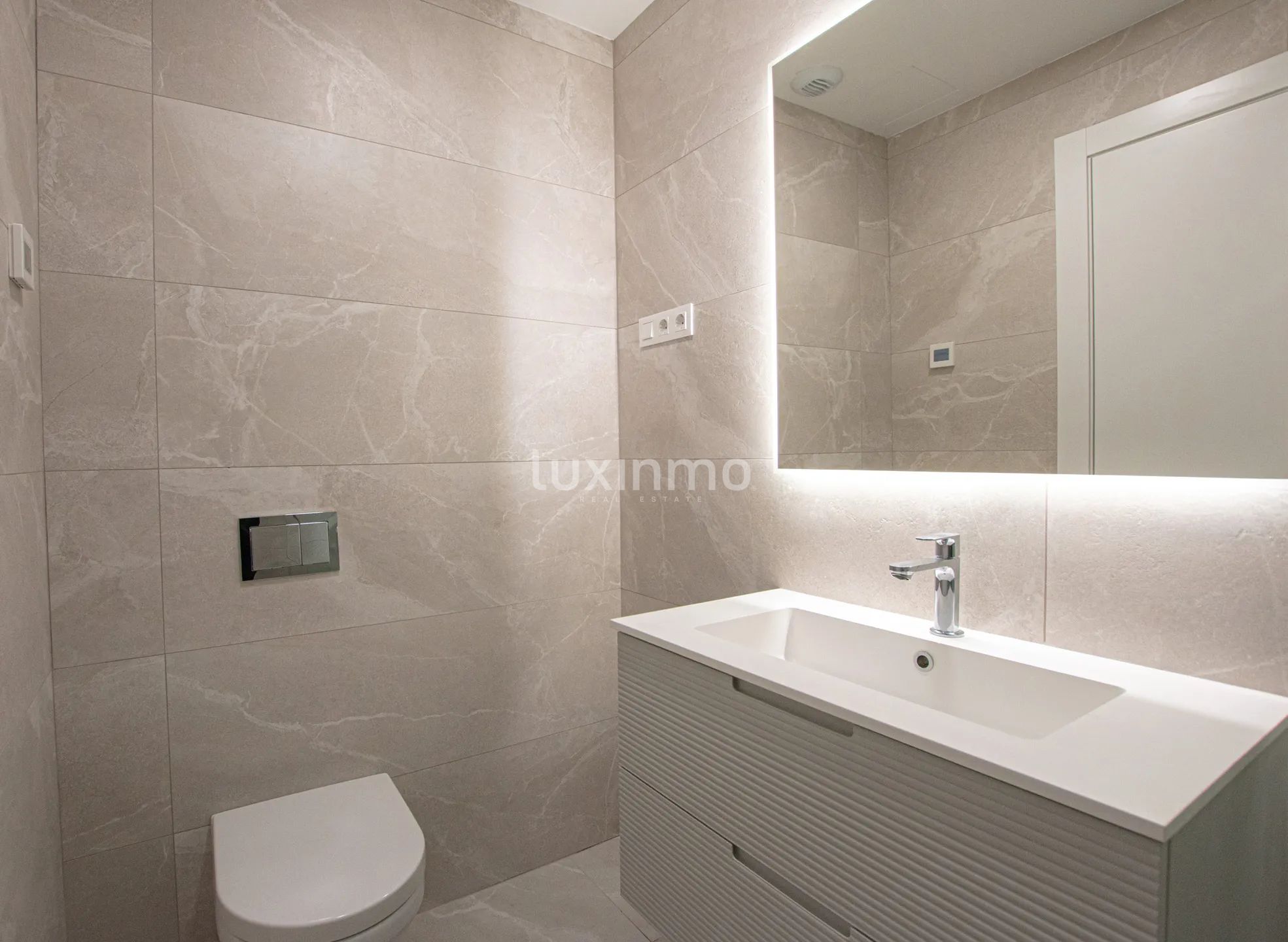 Modern flat with sea views in Calpe — photo 16