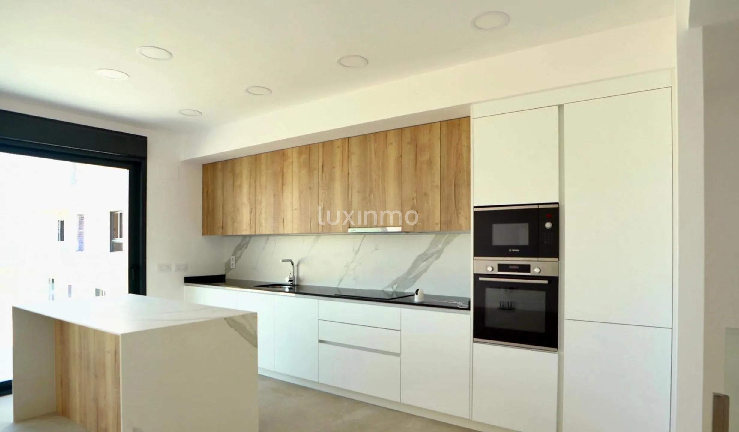 Duplex med utsikt över horisonten i Camporrosso Serpentine — photo 2