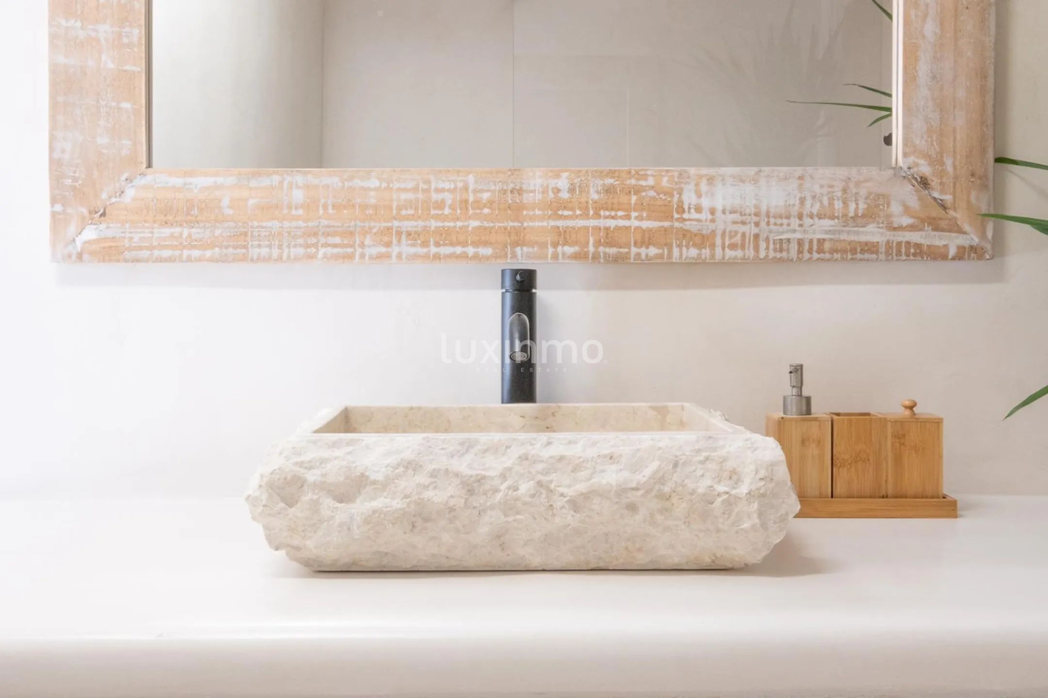 Drie Charmante Onafhankelijke Villa's Ibiza-stijl naast Golf Club, Ibiza — photo 22