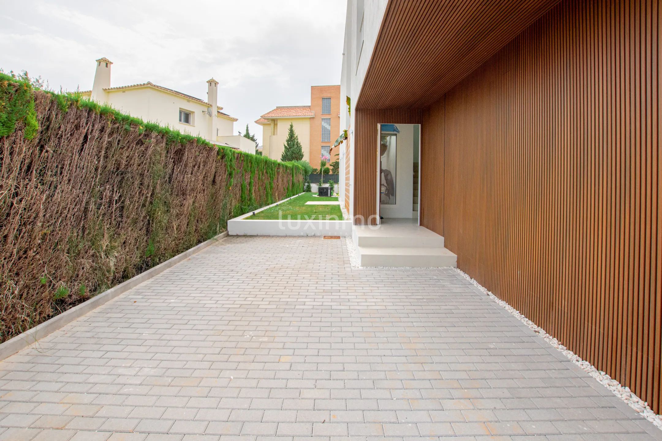 New Ibicenco Style villa for sale in Oliva Nova — photo 7