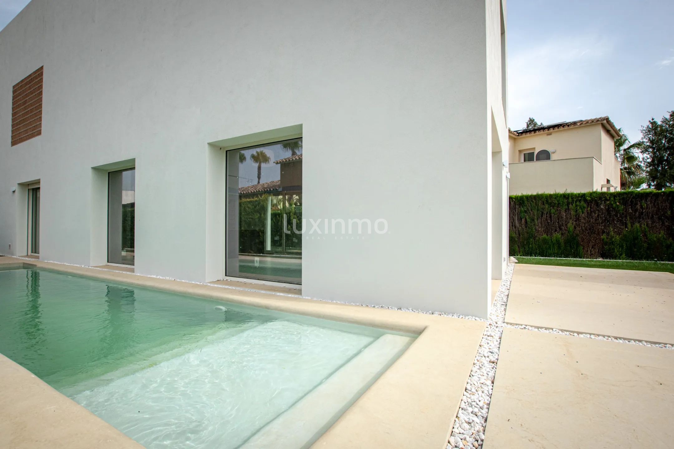 New Ibicenco Style villa for sale in Oliva Nova — photo 2