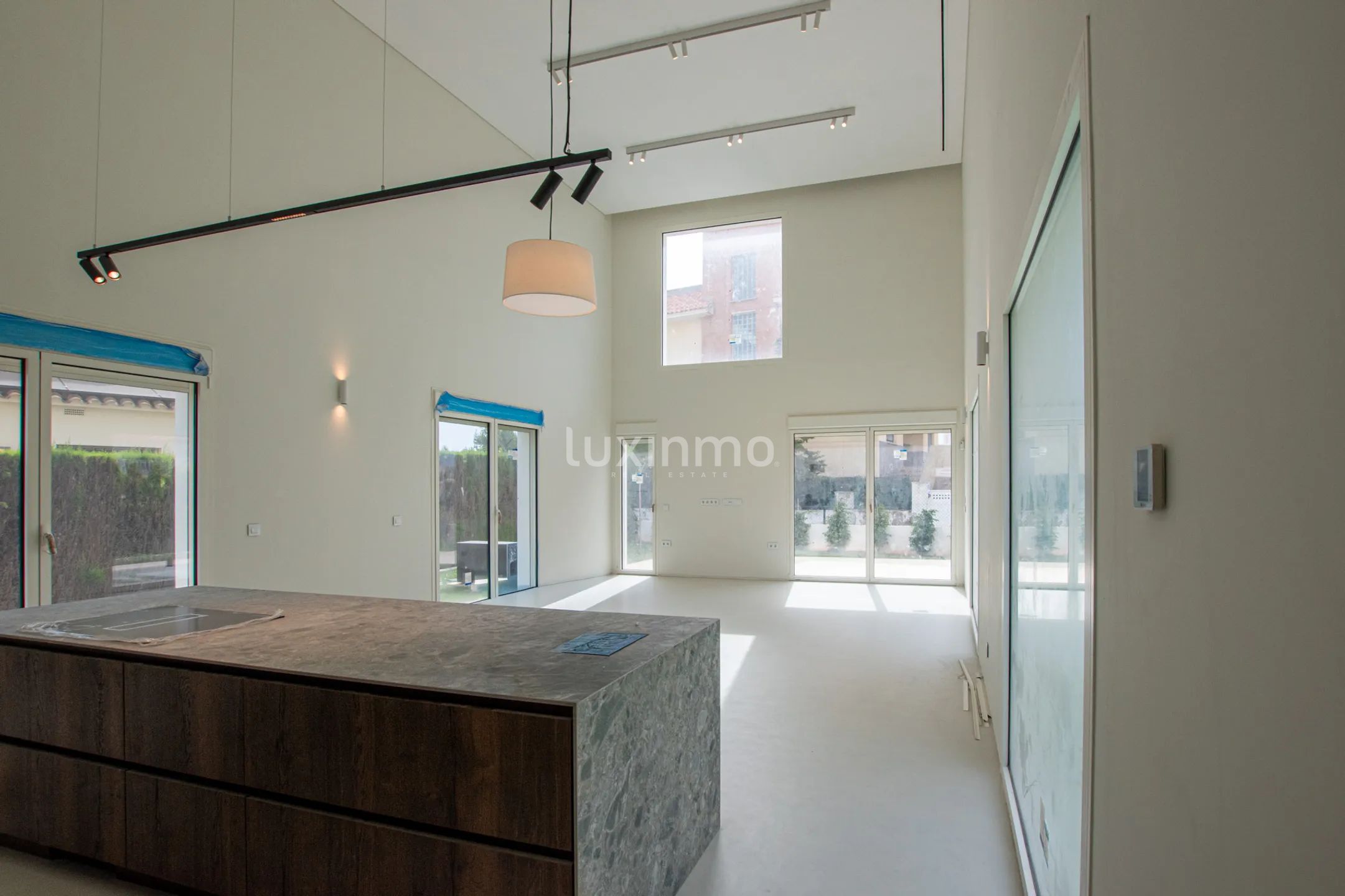 New Ibicenco Style villa for sale in Oliva Nova — photo 11