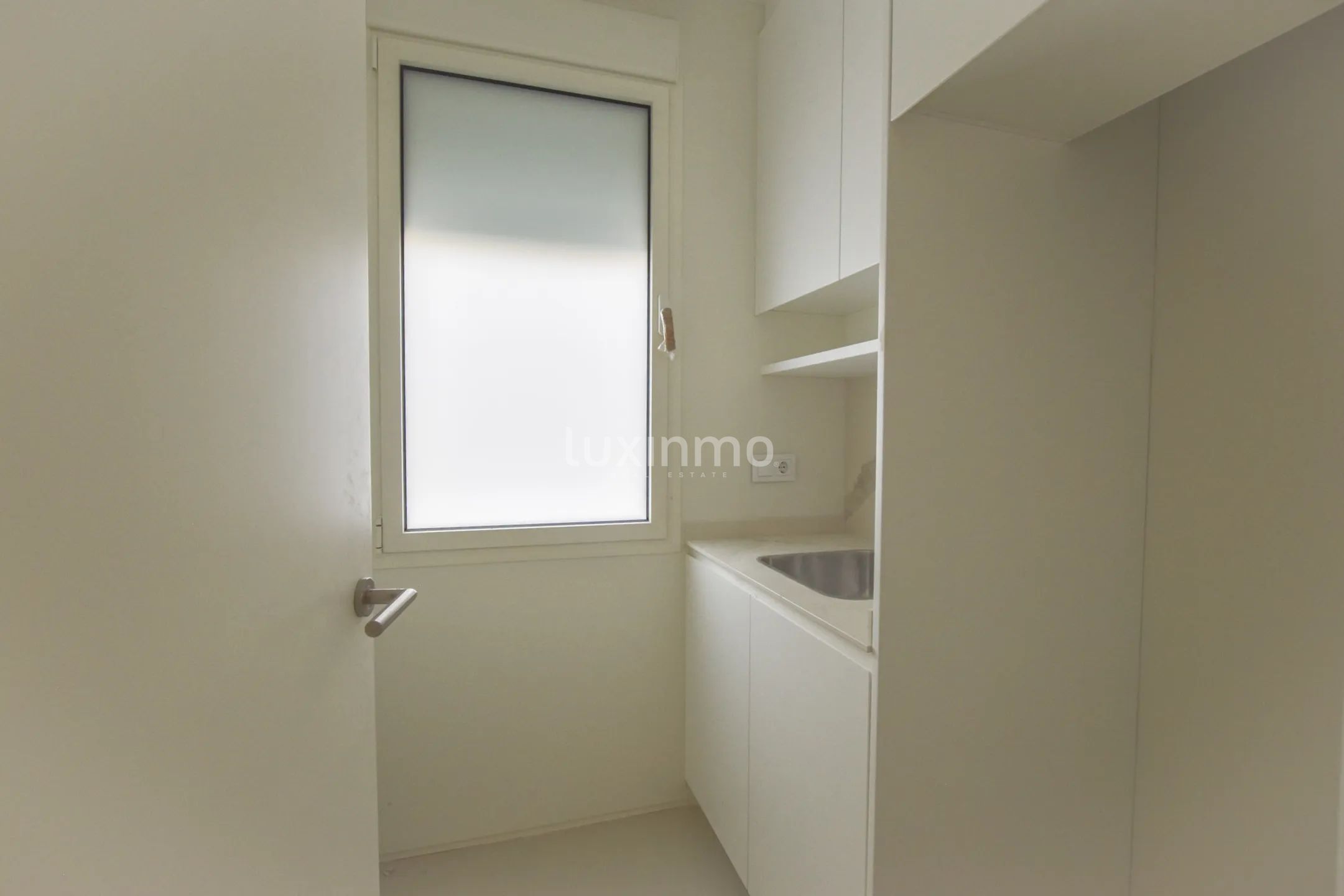 New Ibicenco Style villa for sale in Oliva Nova — photo 17