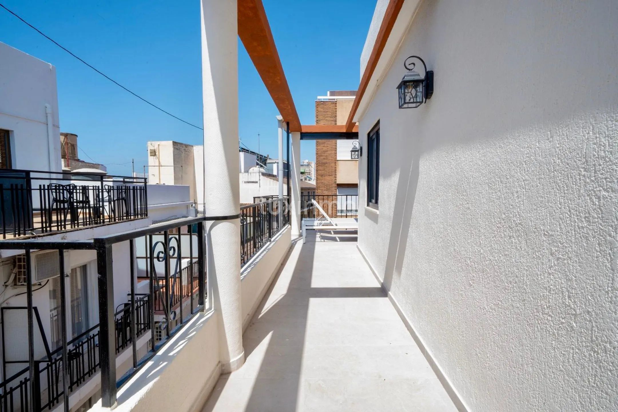 Modern lägenhet att hyra steg från Poniente Beach — photo 10