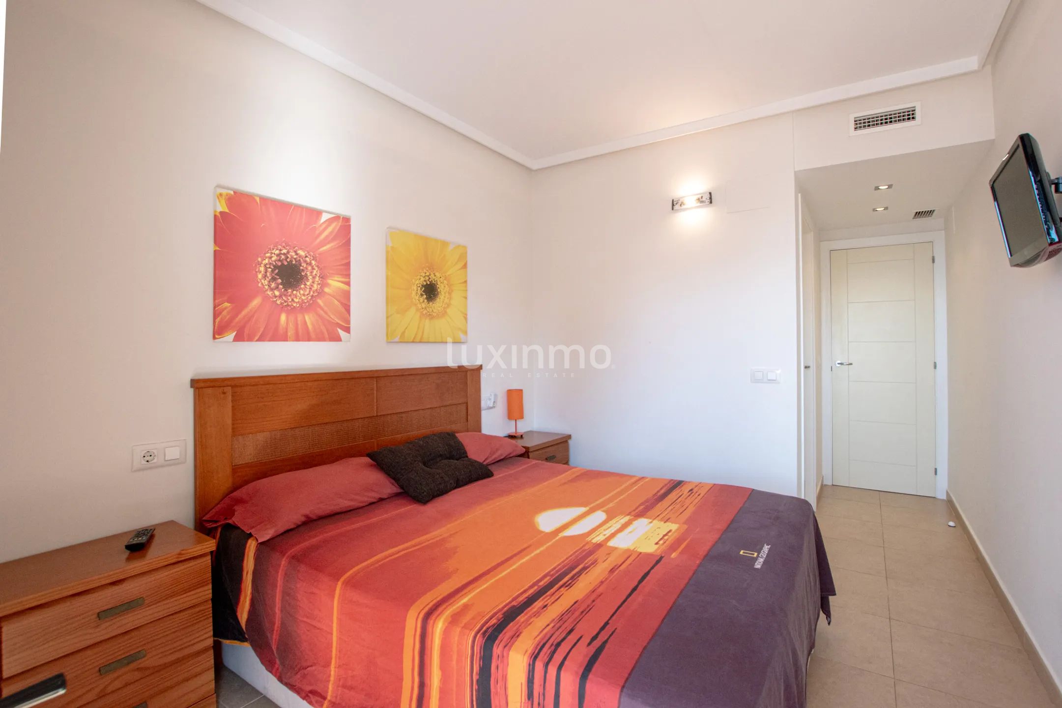 Flat with sea view for sale in Calpe — photo 9