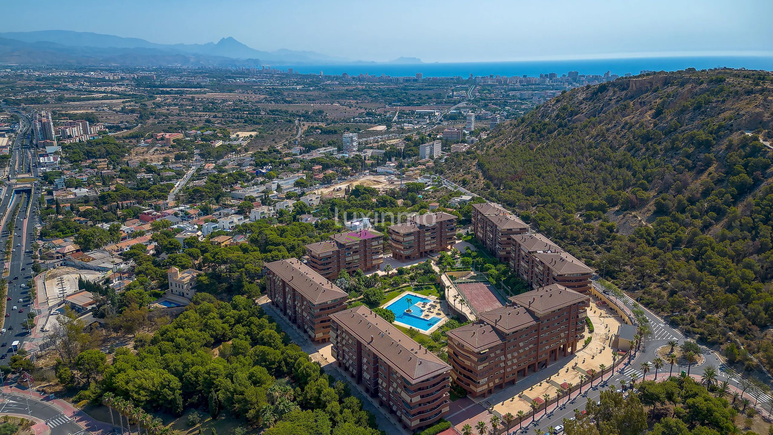 Spacieux appartement de 5 chambres avec vue imprenable sur la montagne à Alicante — photo 6