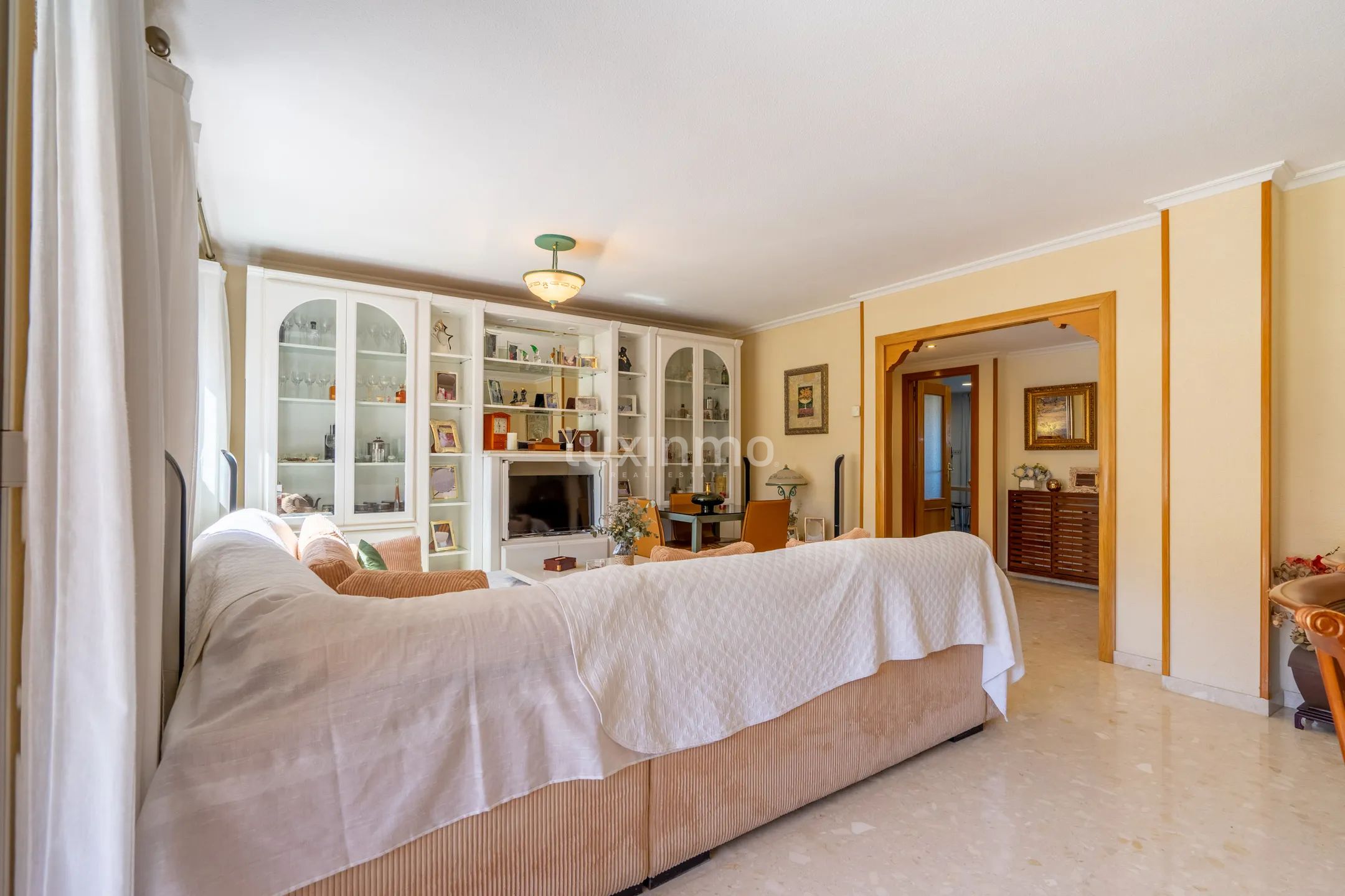 Spacieux appartement de 5 chambres avec vue imprenable sur la montagne à Alicante — photo 18