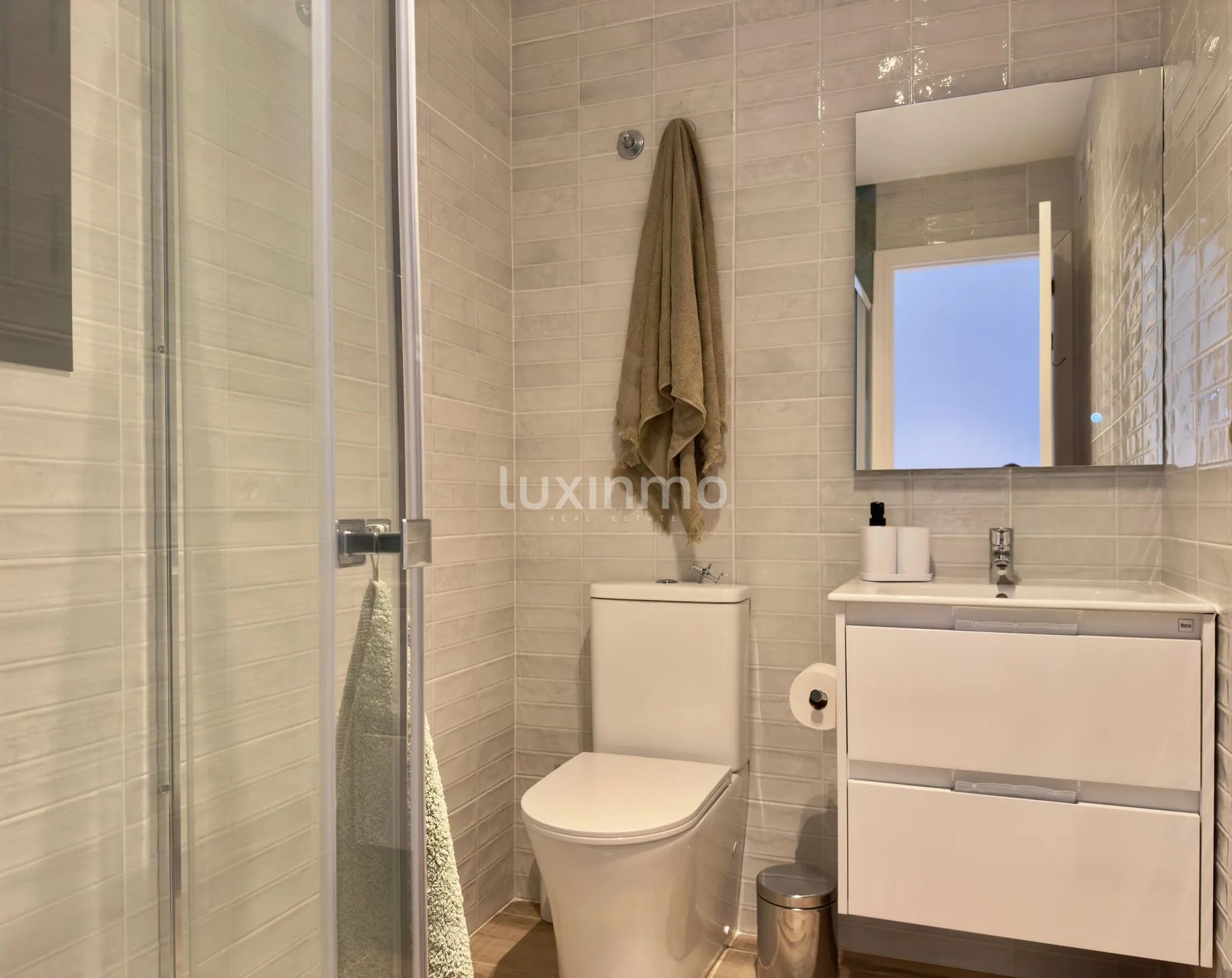 Appartement en bord de mer à louer à Mascarat — photo 15