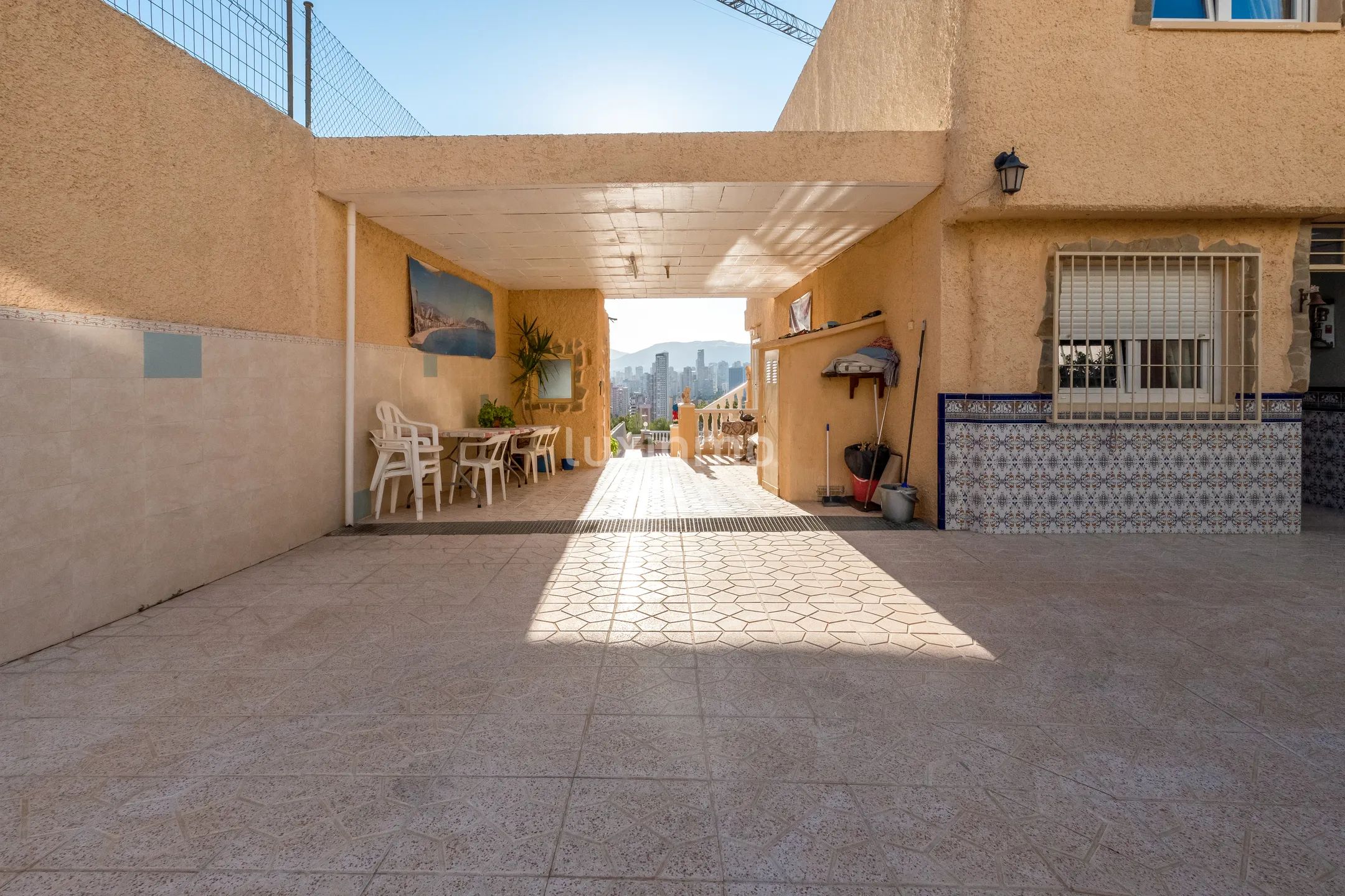 7-Bedroom detached house with stunning views in Rincón de Loix, Benidorm — photo 38