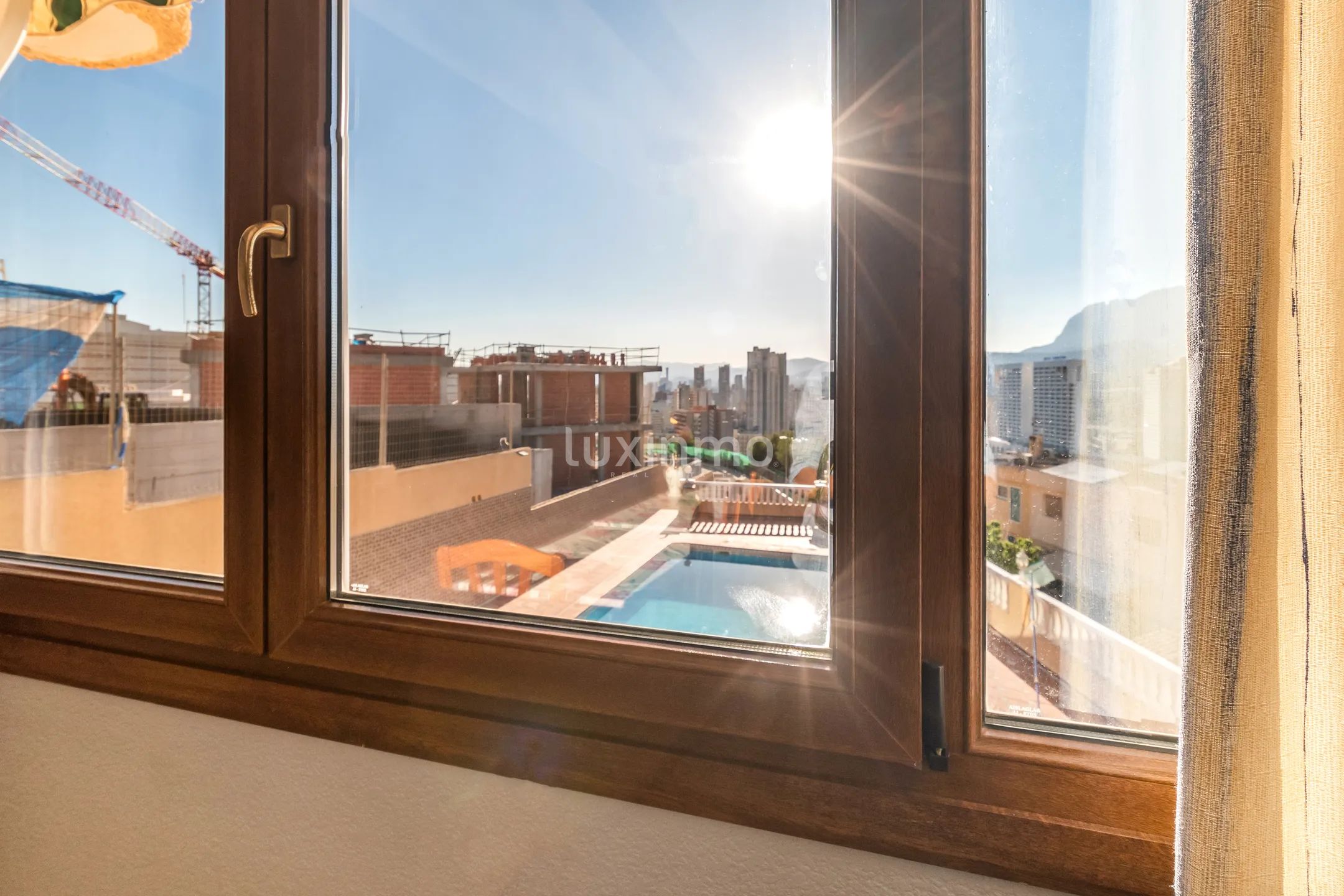 7-Bedroom detached house with stunning views in Rincón de Loix, Benidorm — photo 6