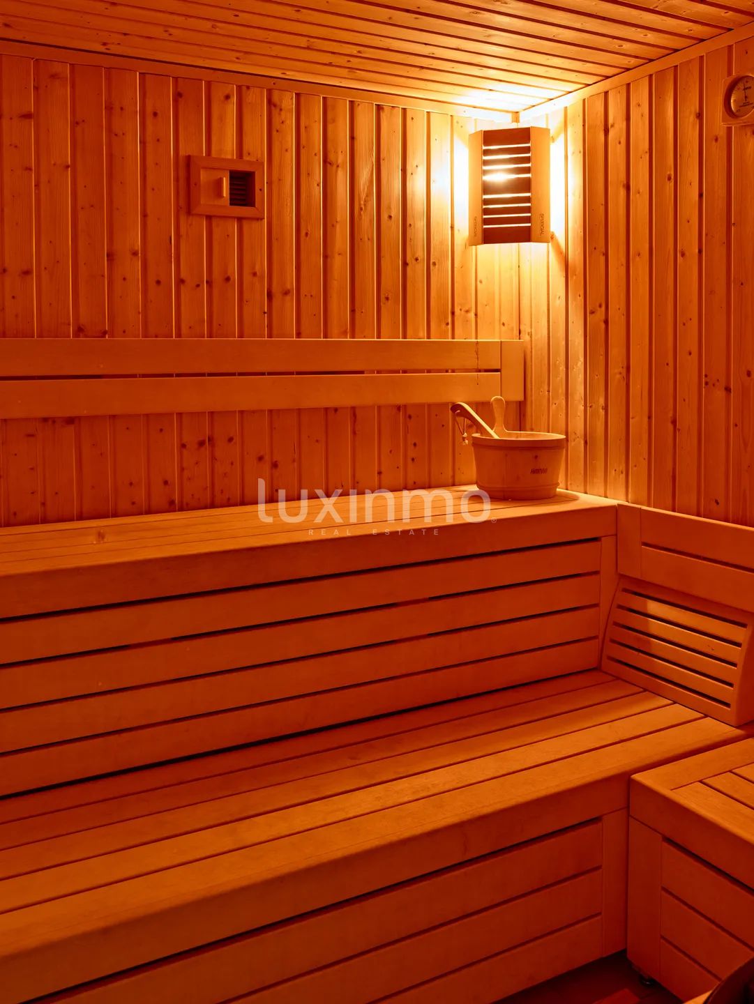 Modern lägenhet med två sovrum och terrass med havsutsikt — photo 32