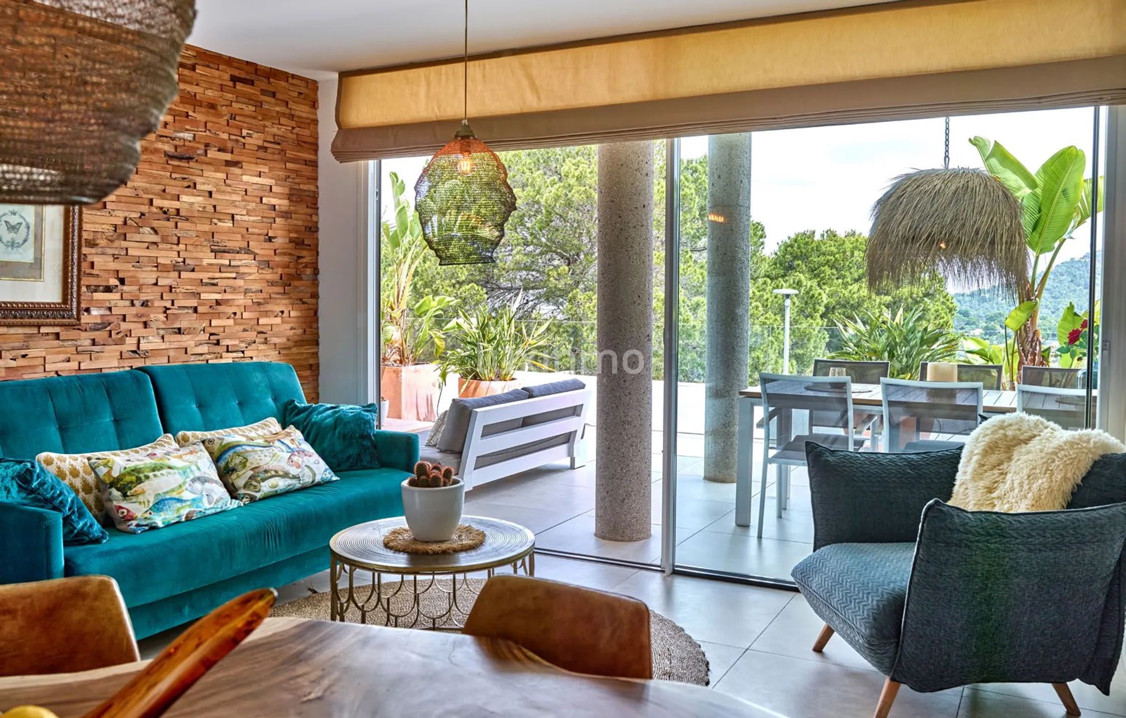 Modern Two-Bedroom Apartment with Sea View Terrace — photo 6