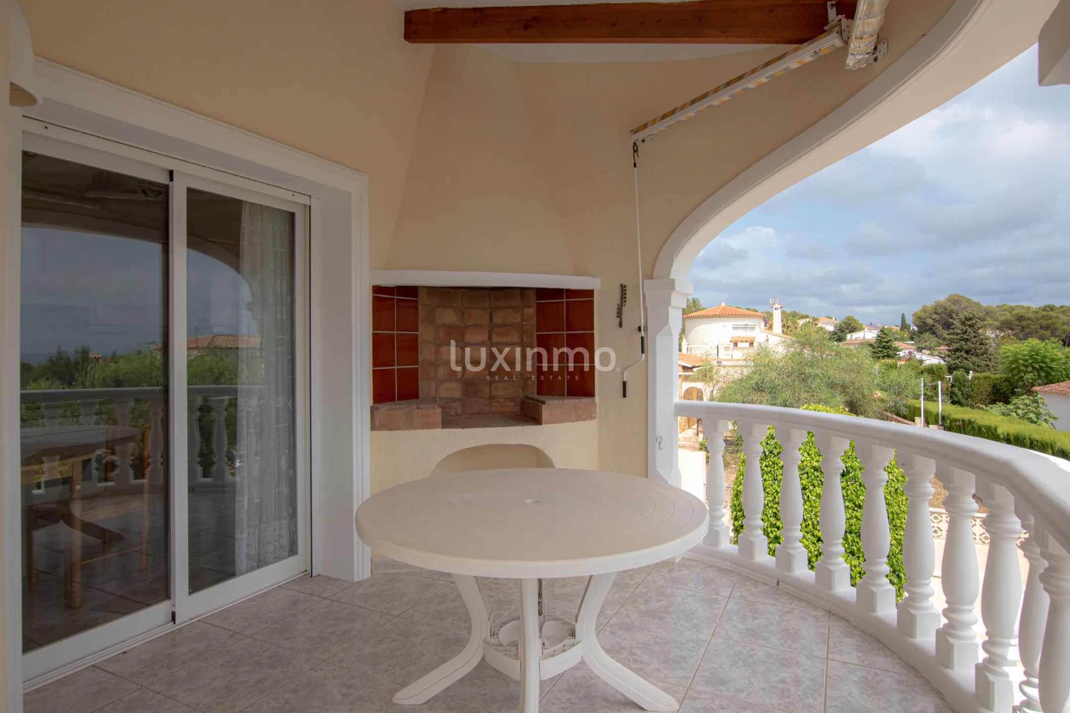 Mediterranean detached house with sea views for sale in Calpe — photo 25