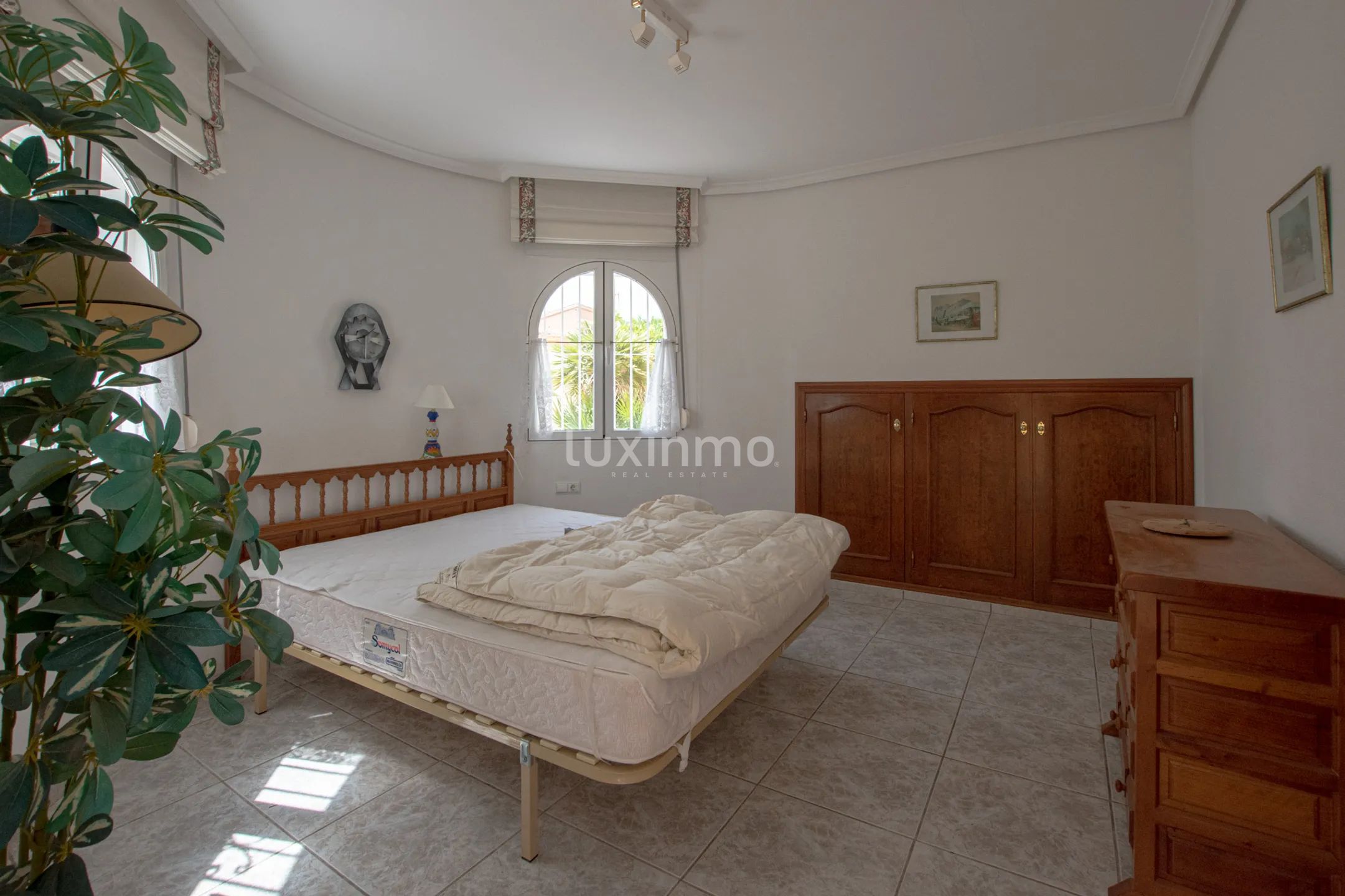 Mediterranean detached house with sea views for sale in Calpe — photo 11