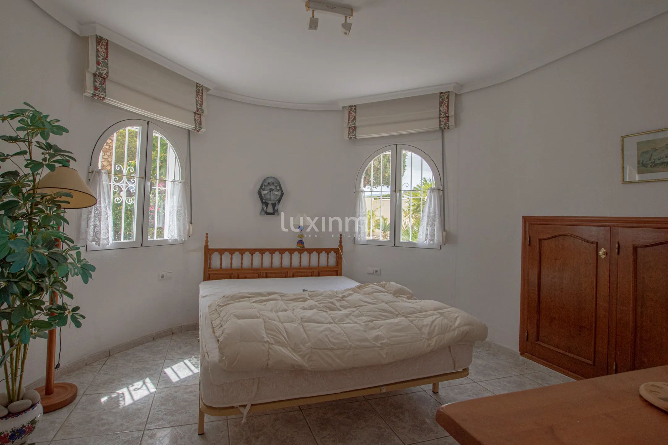 Mediterranean detached house with sea views for sale in Calpe — photo 12