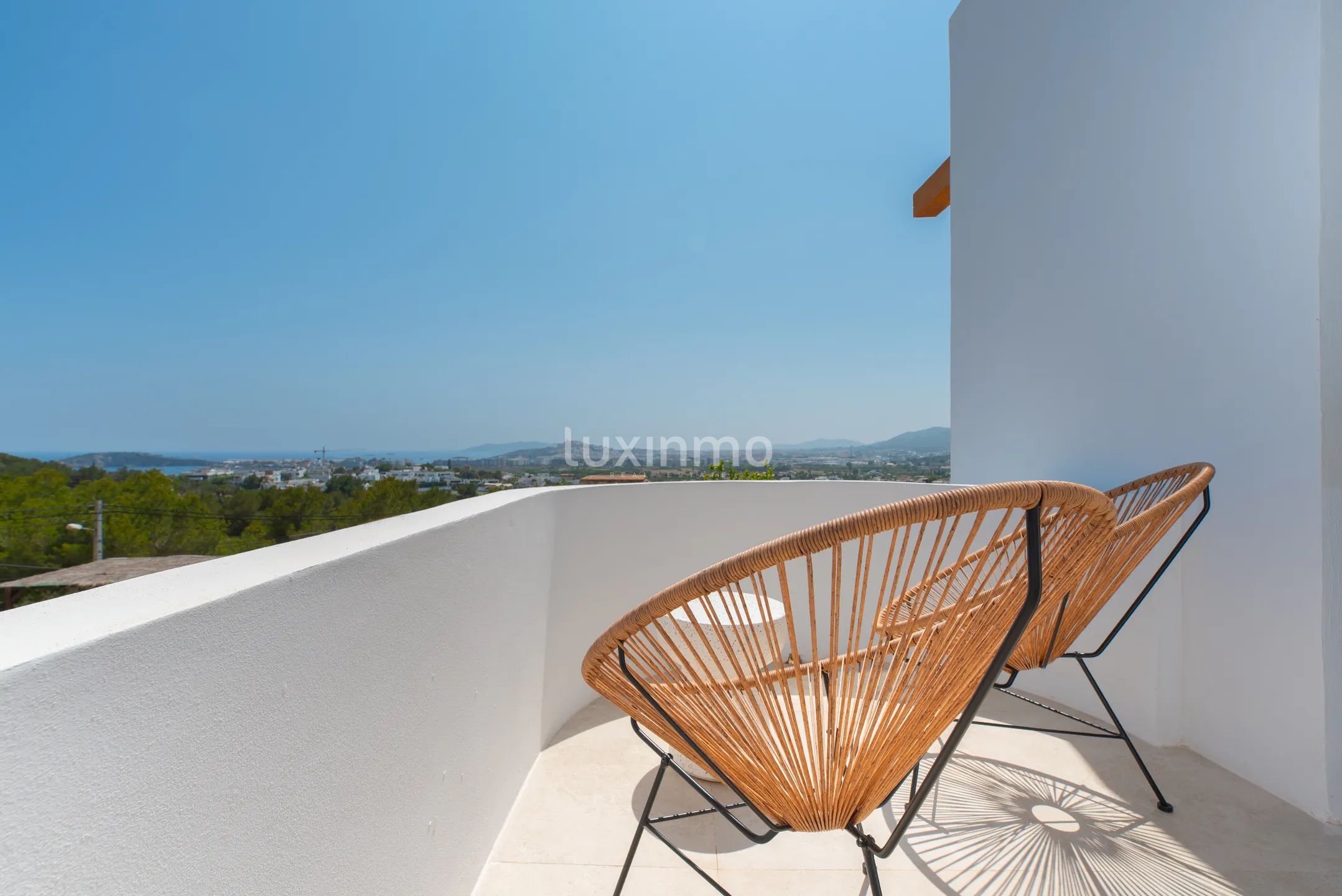 Luxurious 5-bedroom Ibiza style villa in Cap Martinet with sea views — photo 40